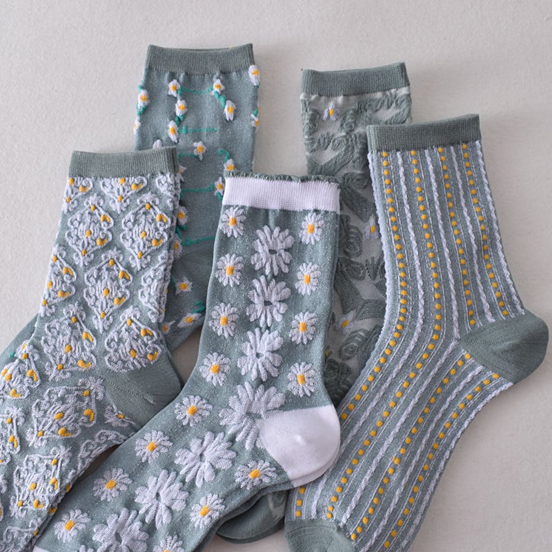 49%OFF-5 Pairs Women's Blue Elegant Embossed Floral Cotton Socks