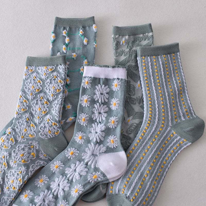 49%OFF-5 Pairs Women's Blue Elegant Embossed Floral Cotton Socks