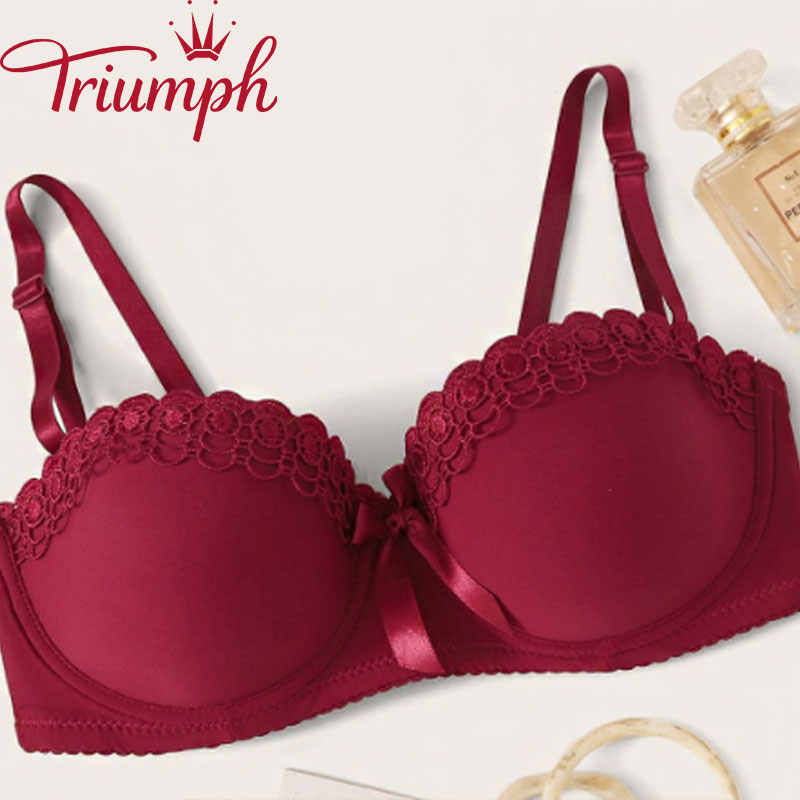 Triumph - Szexi fehérnemű pillangós selyemhímzéssel