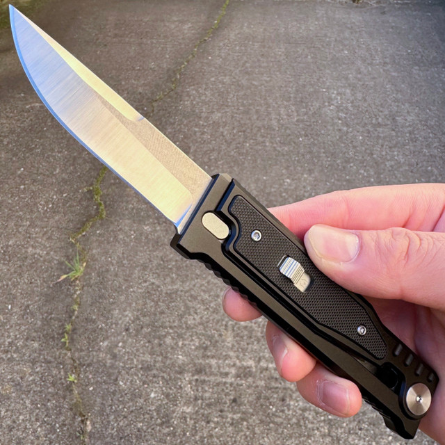 AUTO KARAMBIT KETTŐS HATÁSÚ OTF - Szénszálas vagy szivárványpenge