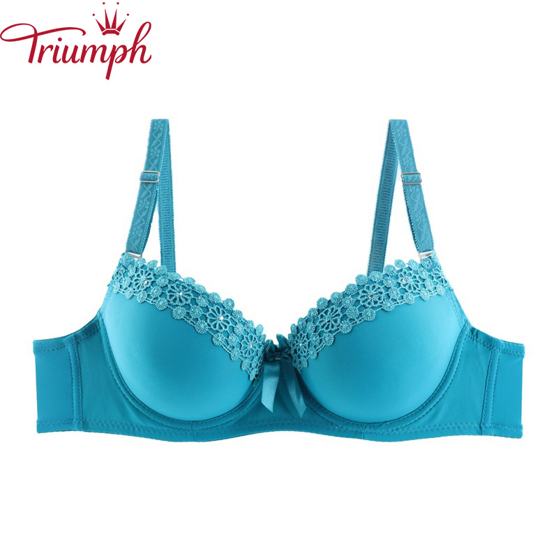 Triumph - Szexi fehérnemű pillangós selyemhímzéssel