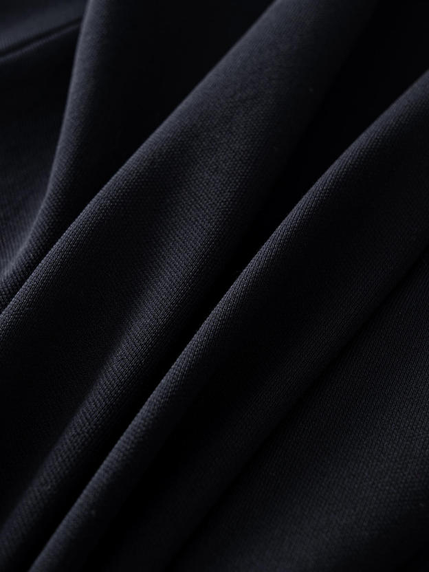 Meteorite Black High-Stretch Gold-Trimmed Collar ‌Polo