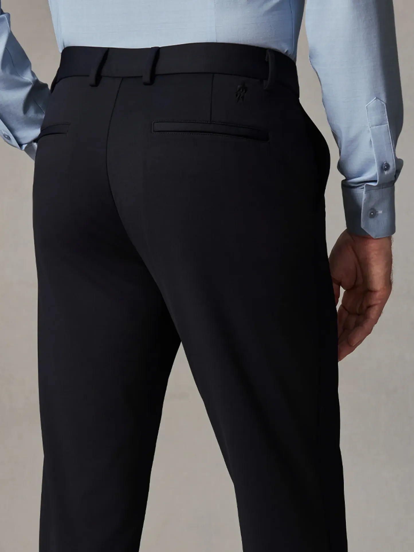 The First Impression Advantage Set