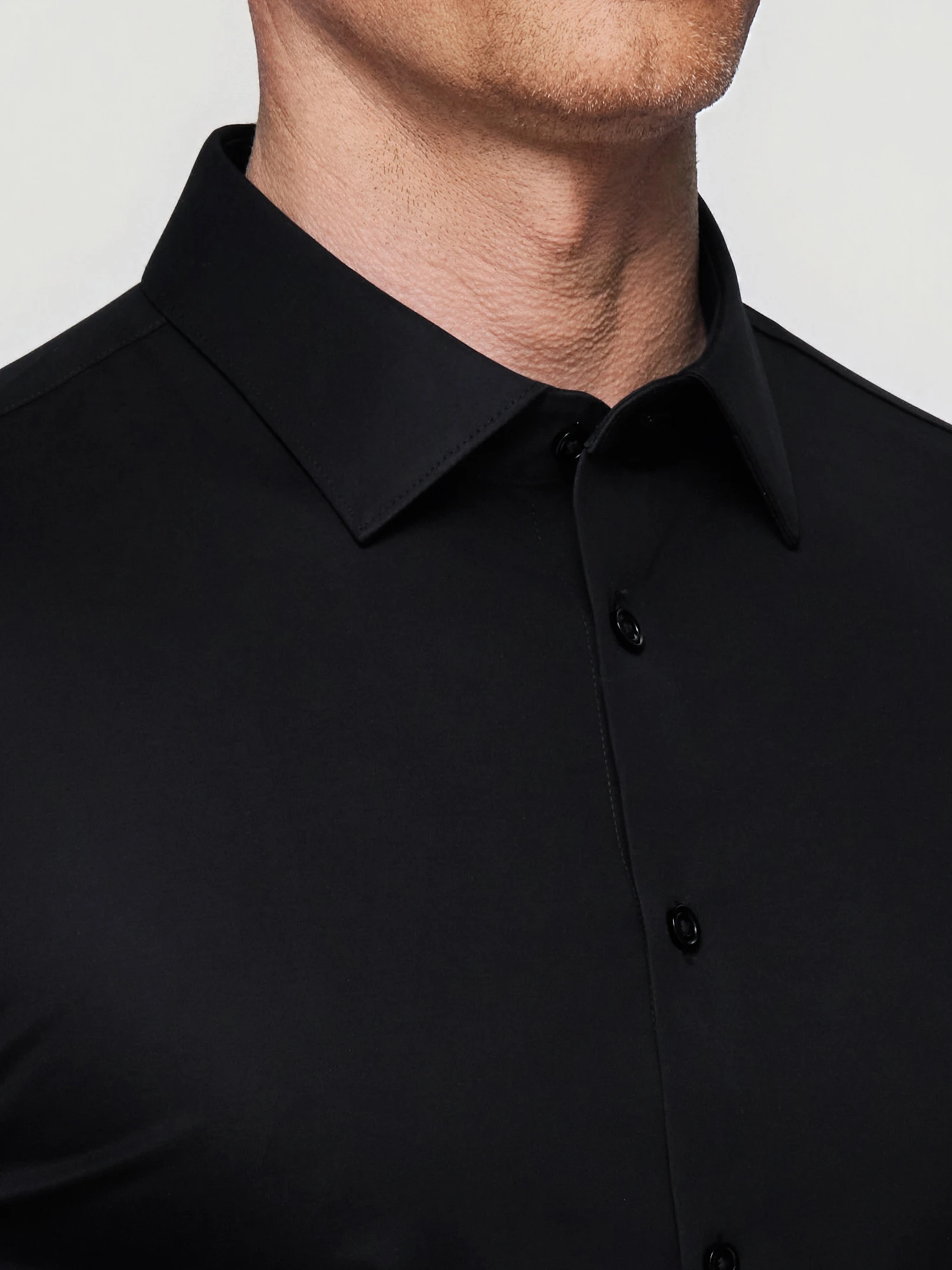 AirFlex Pro™ Onyx Black Stretch Shirt