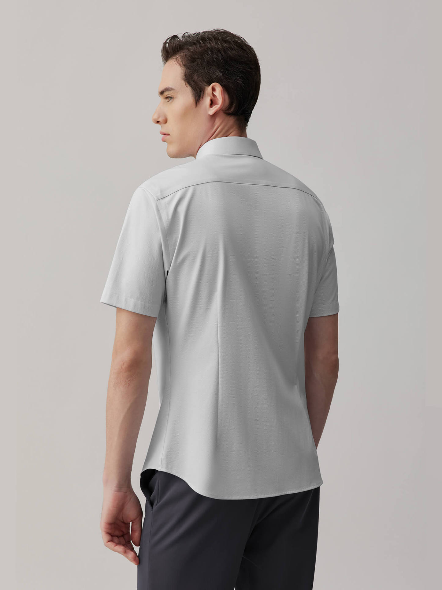Frost Gray Silk High-Stretch Short-Sleeve Shirt