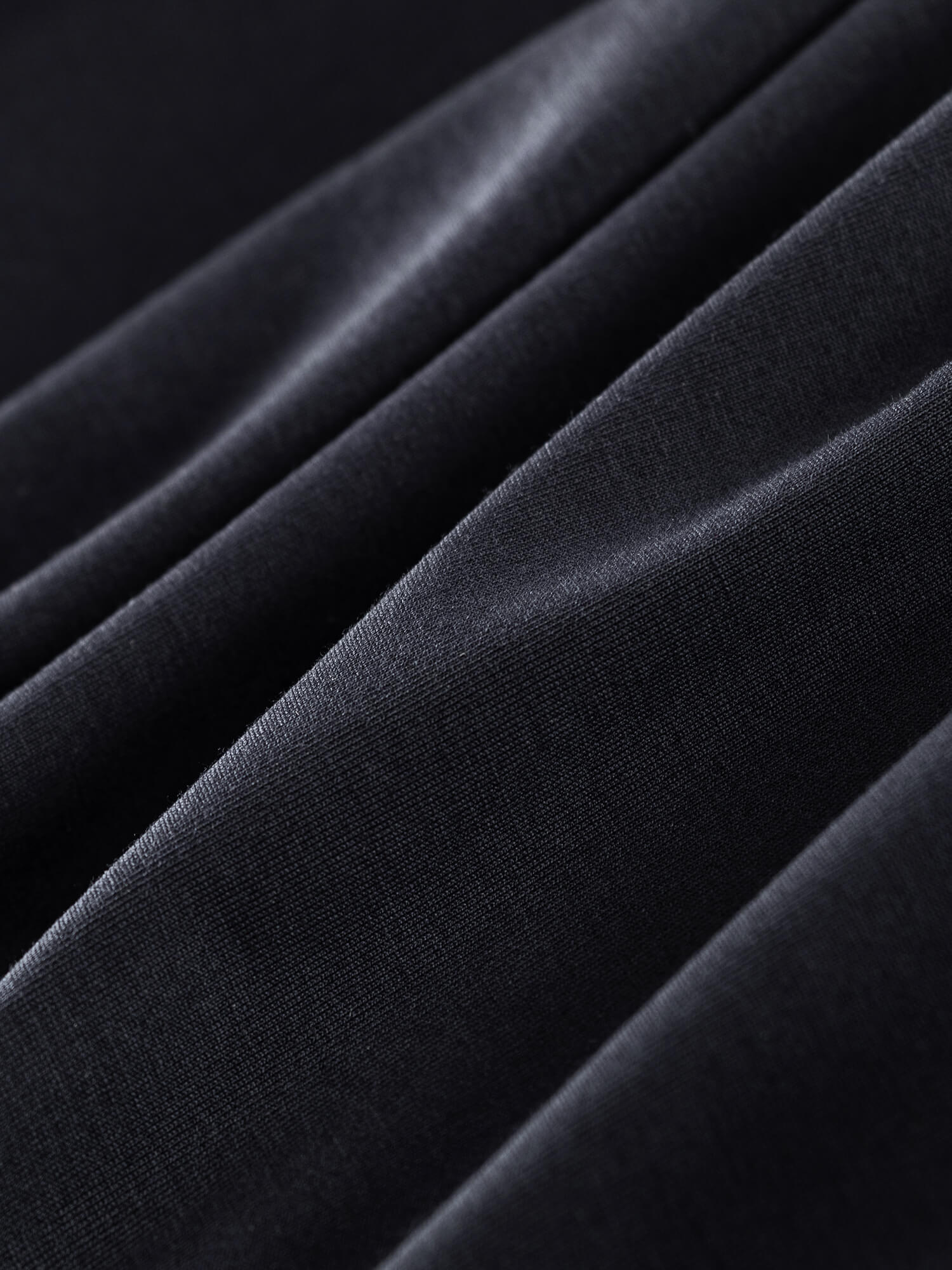 Jade J30 Onyx Black High-Stretch Shirt