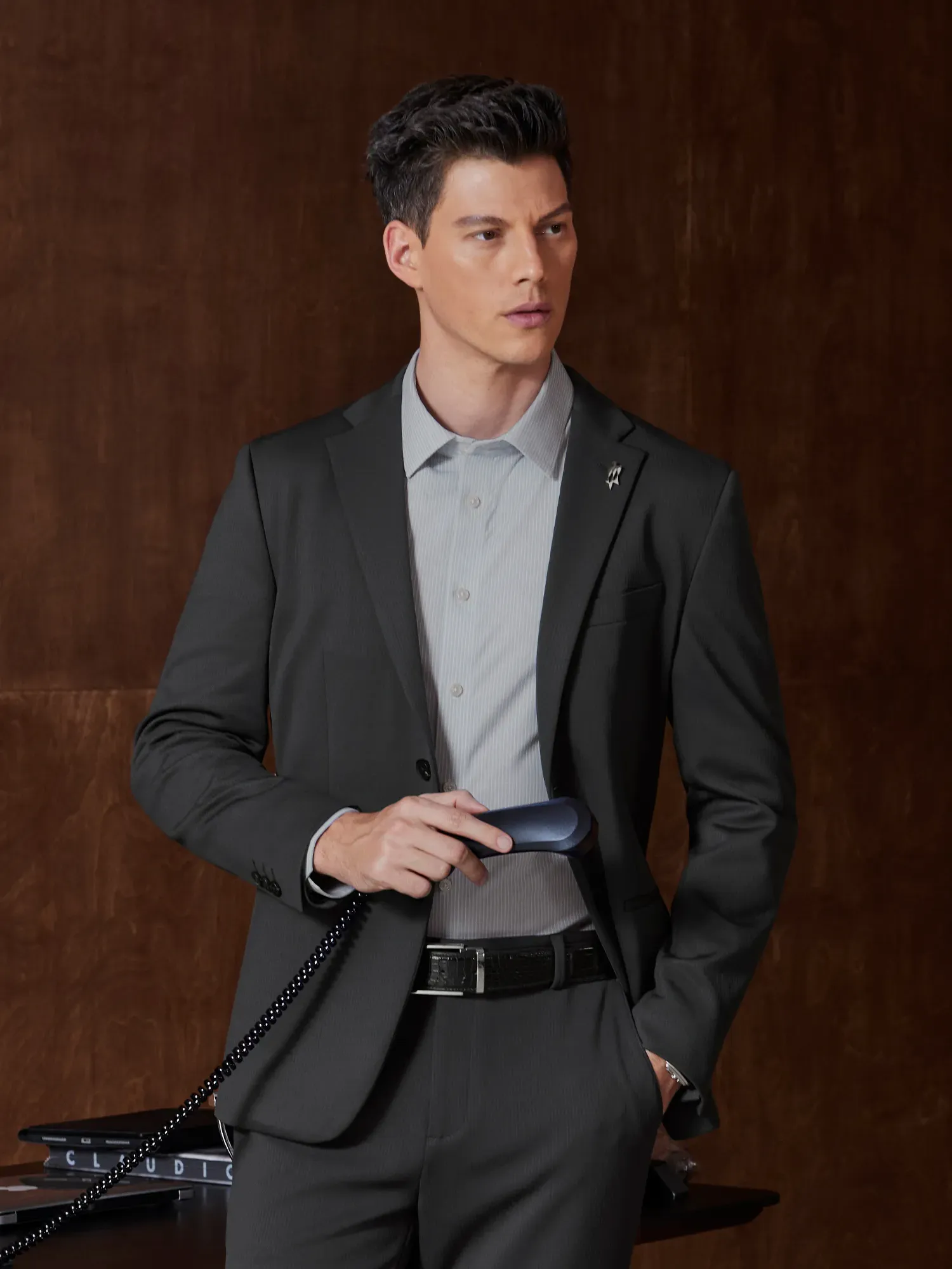 WarmTech Pro Falcon Gray Shadow Plaid Stretch Blazer