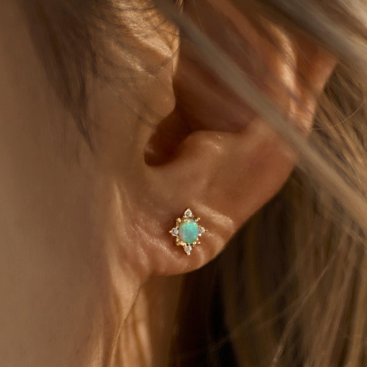 SIYAMI Opal Zirconia Earrings