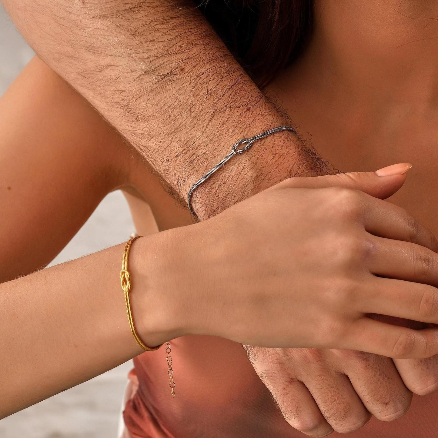Dainty Love Knot Couples Bracelet – A Timeless Expression of Affection