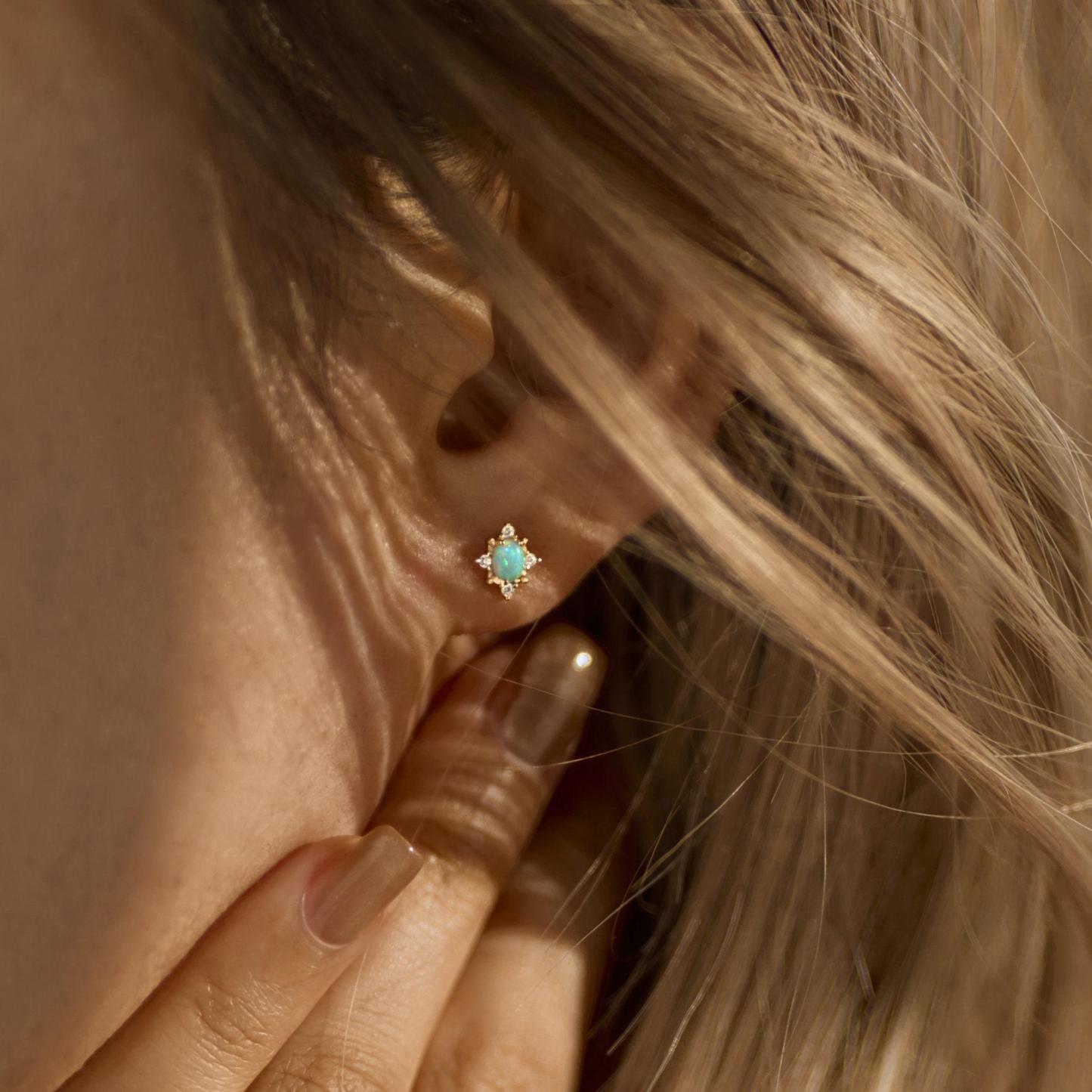 SIYAMI Opal Zirconia Earrings