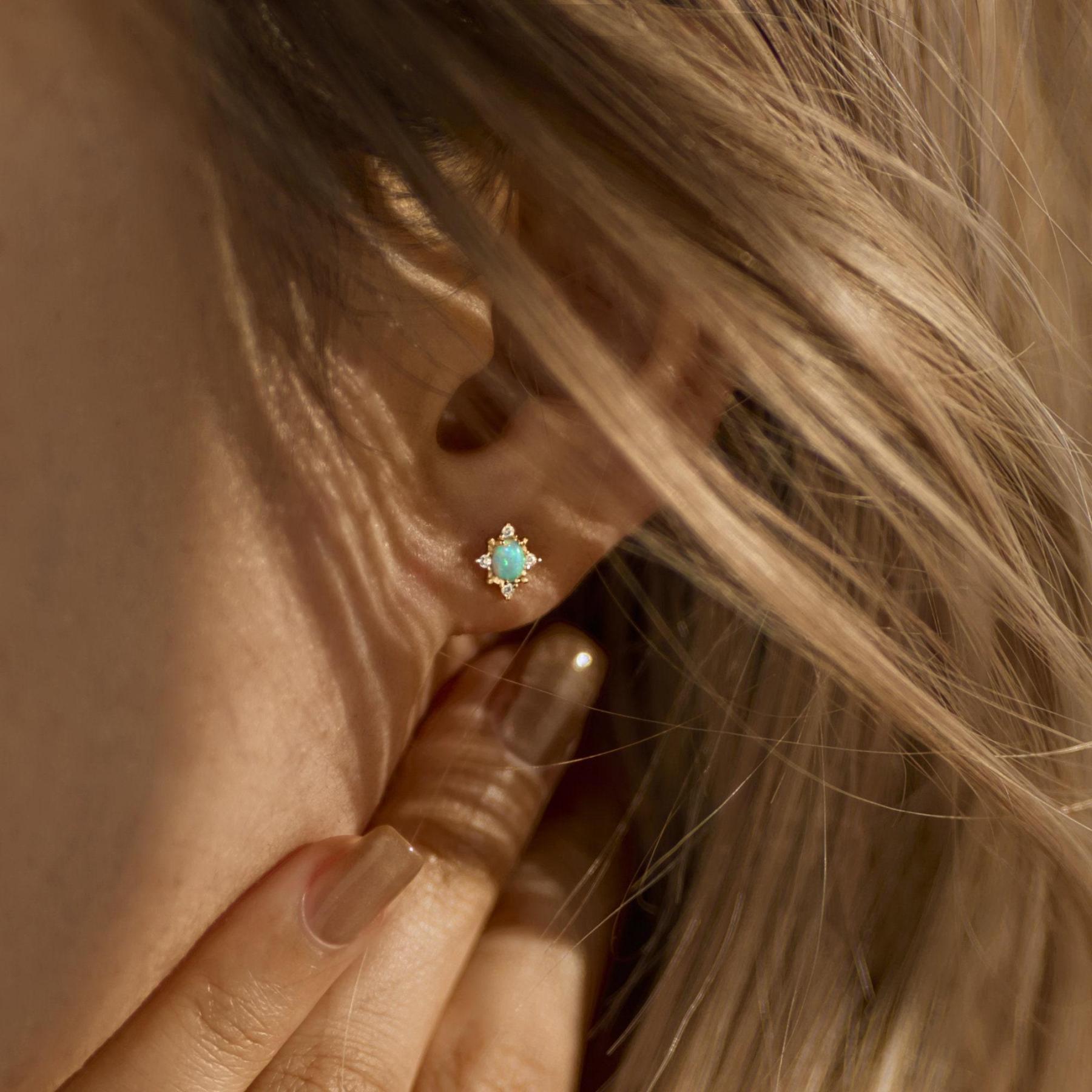 SIYAMI Opal Zirconia Earrings