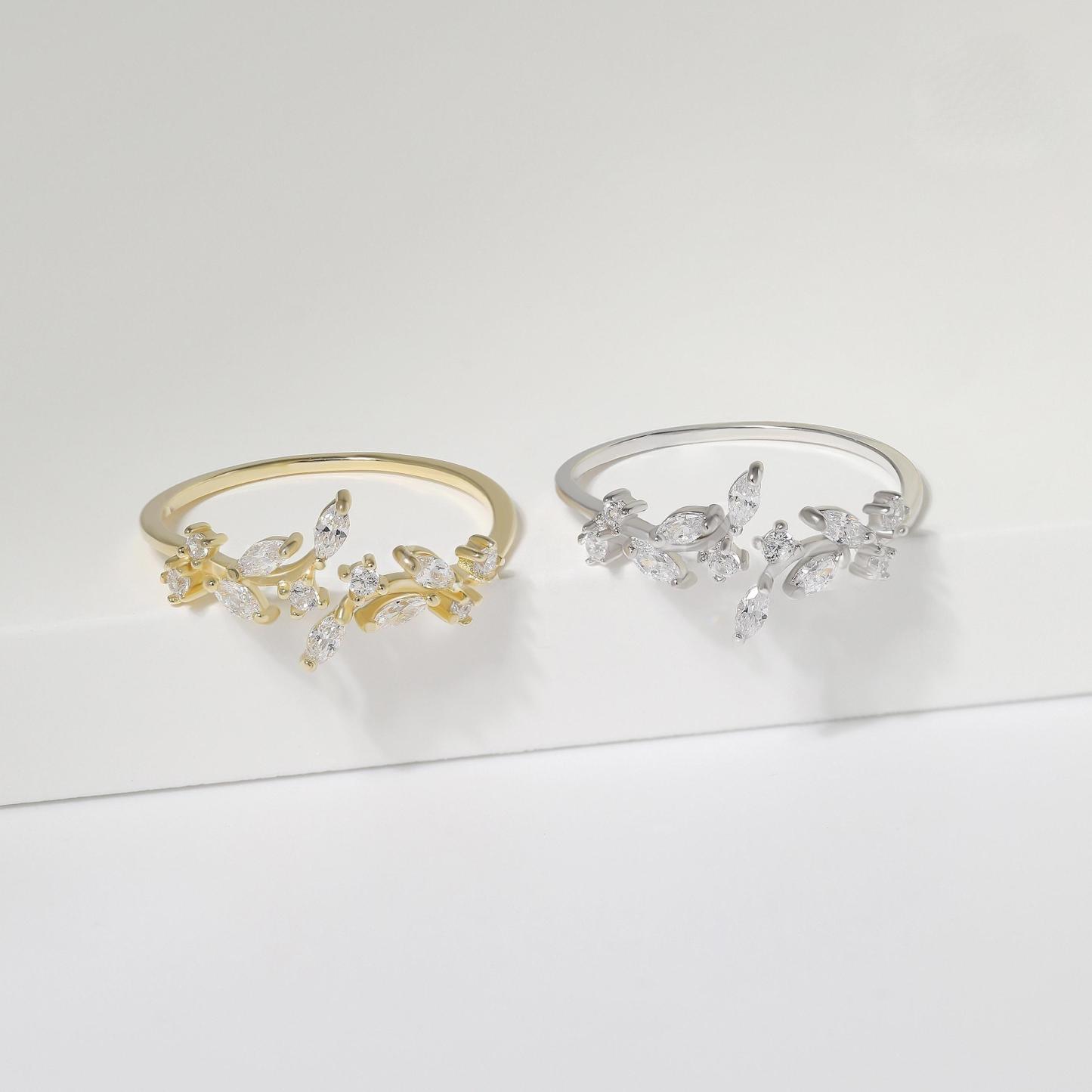 Adjustable Leaf Ring – Minimalist, Dainty & Elegant Stackable Ring for Her