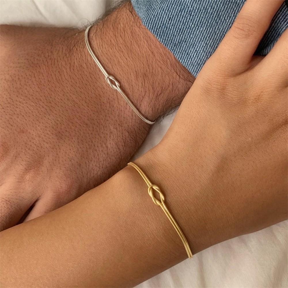 Dainty Love Knot Couples Bracelet – A Timeless Expression of Affection
