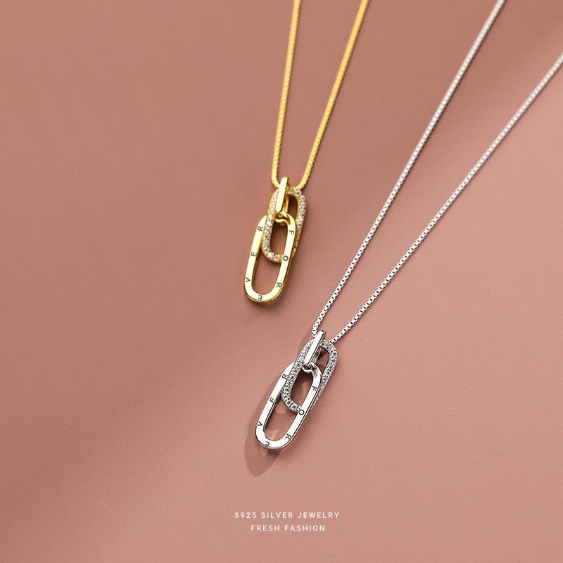 "Forever Linked" Interlocking Necklace - A Gift for Your Unbiological Daughter