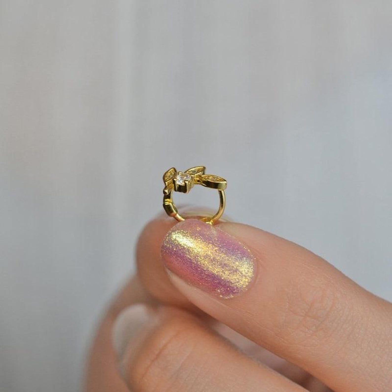 Delicate Leaf Hoop Piercing earrings