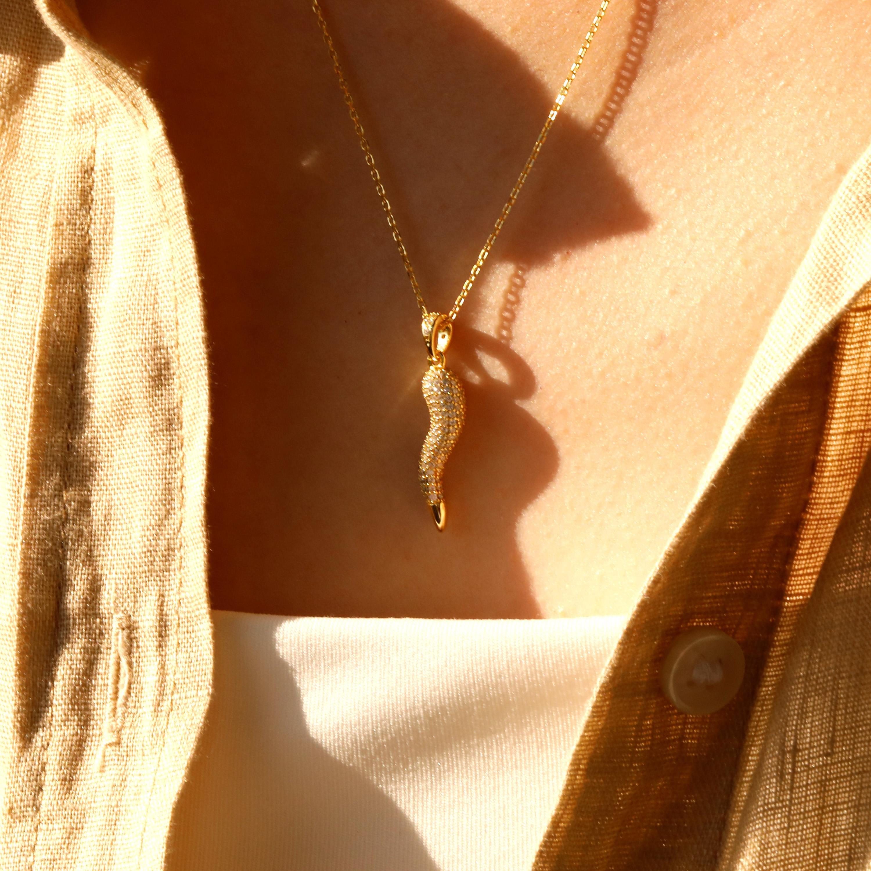 Italian Horn Cornicello Necklace–Good Luck Charm Gift