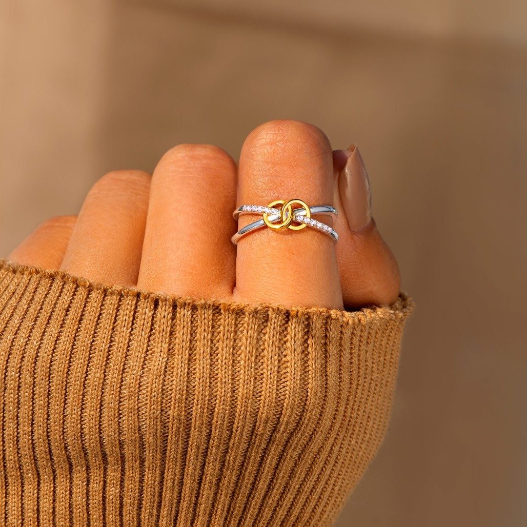 My Smokin' Hot Soulmate Interlocking Ring-belovejewel.com