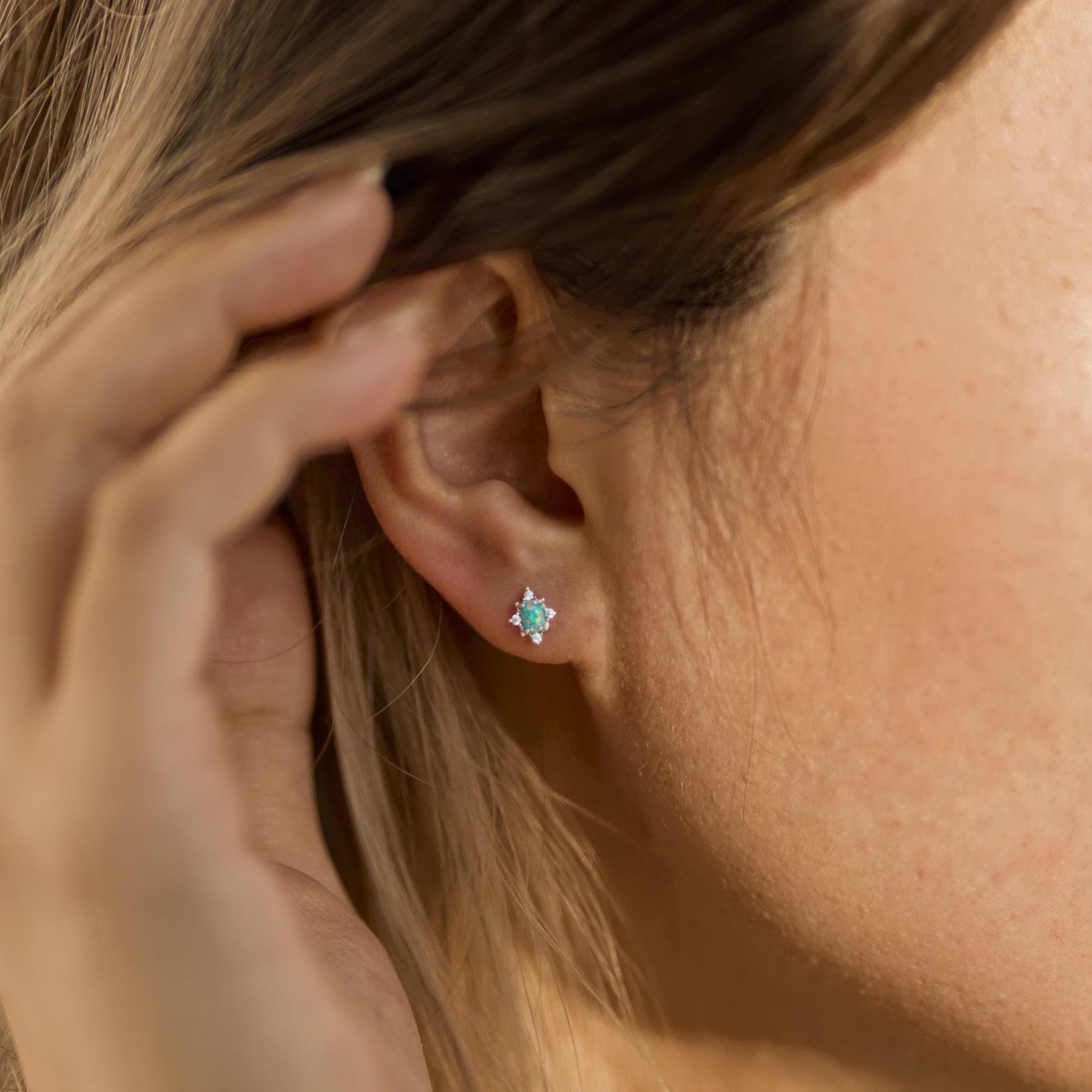 SIYAMI Opal Zirconia Earrings