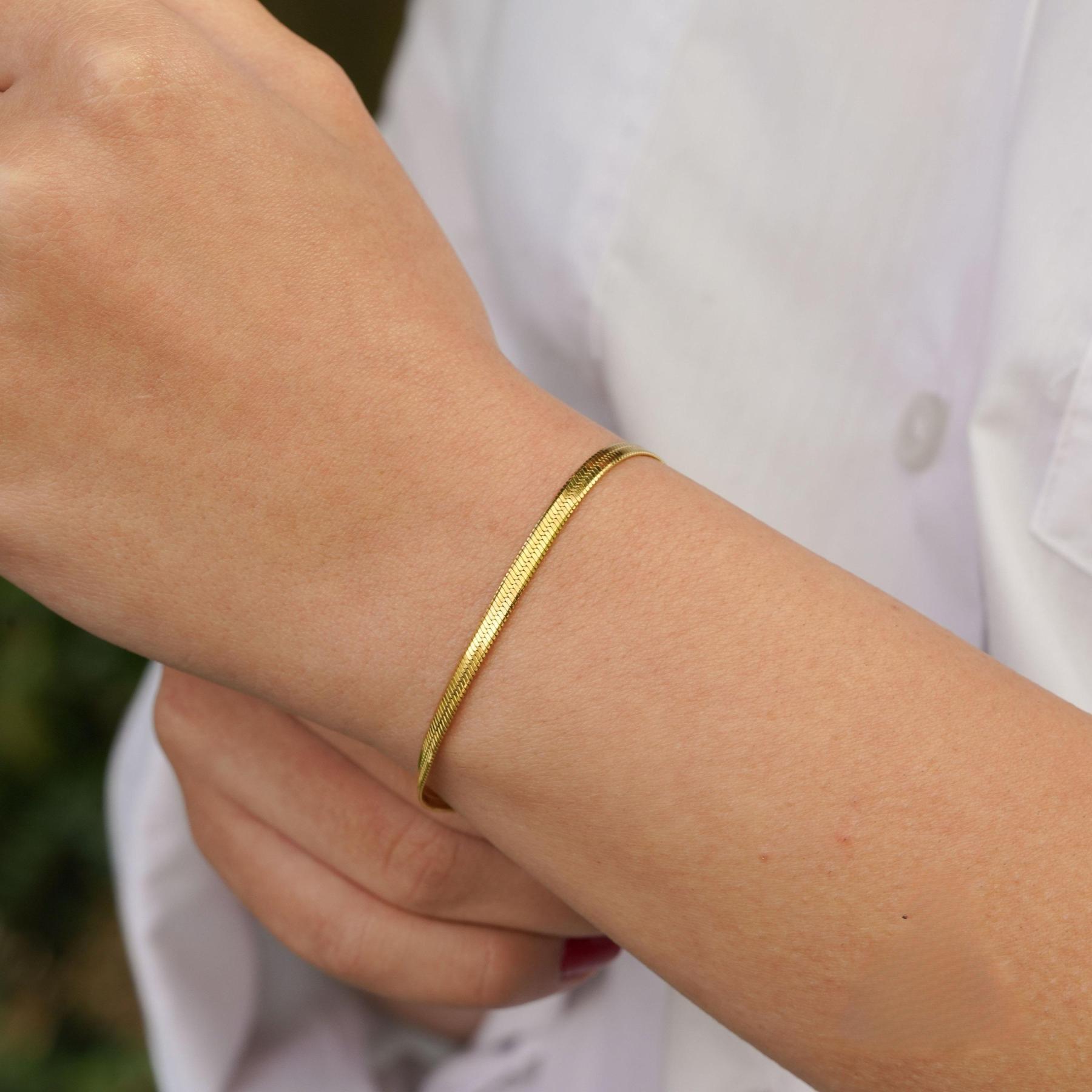 SIYAMI Herringbone Chain Necklace