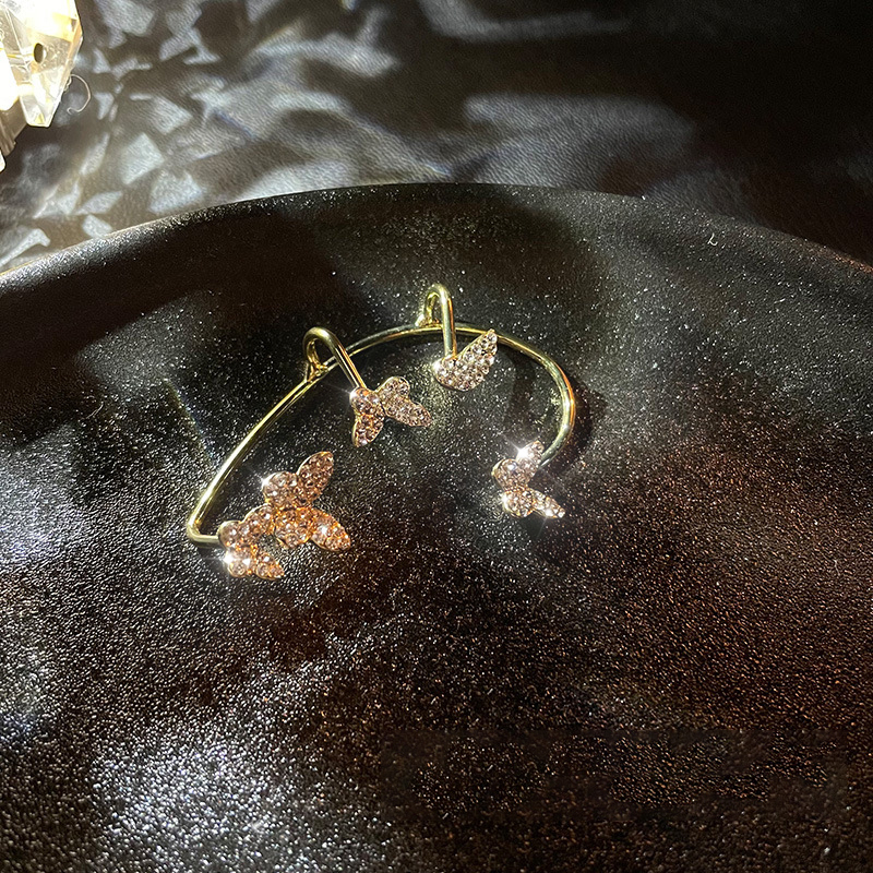 🦋Shiny Zircon Butterfly Ear Clips🦋-belovejewel.com