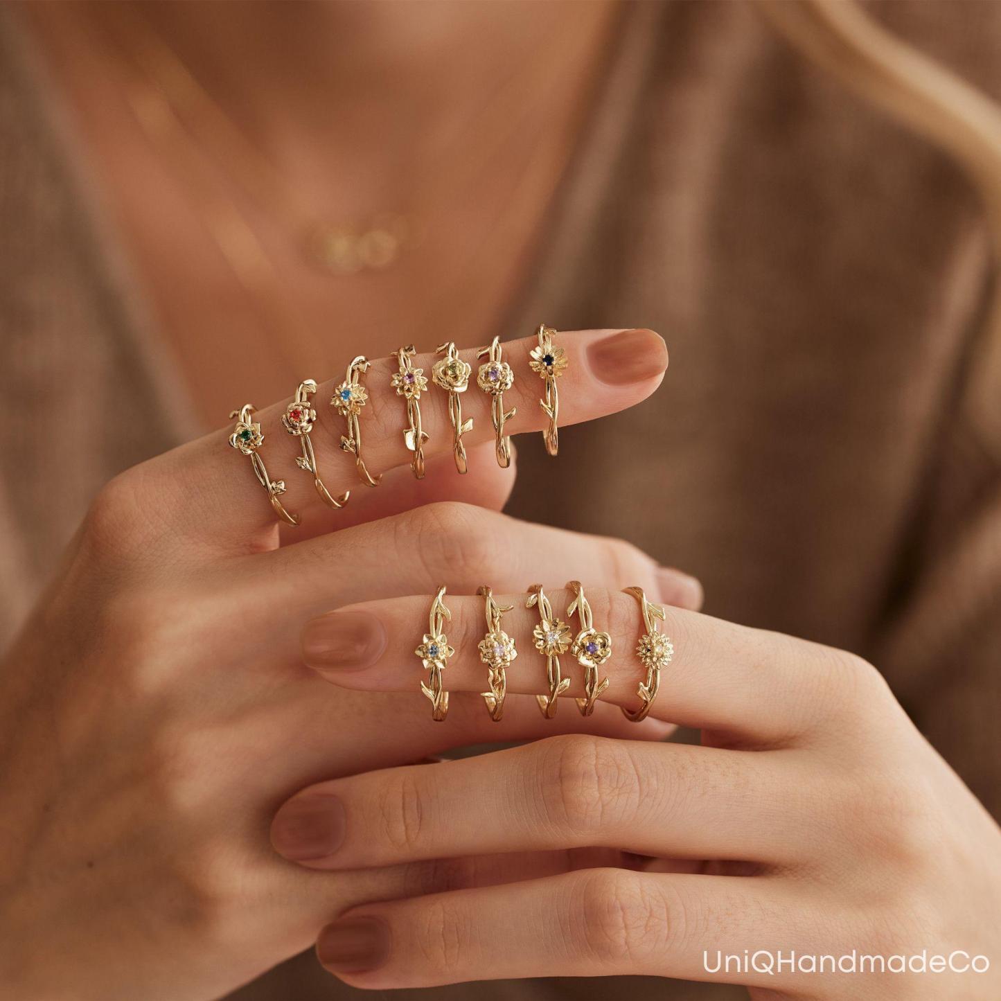 Personalized Adjustable Birth Flower Ring – A Touch of Meaningful Elegance