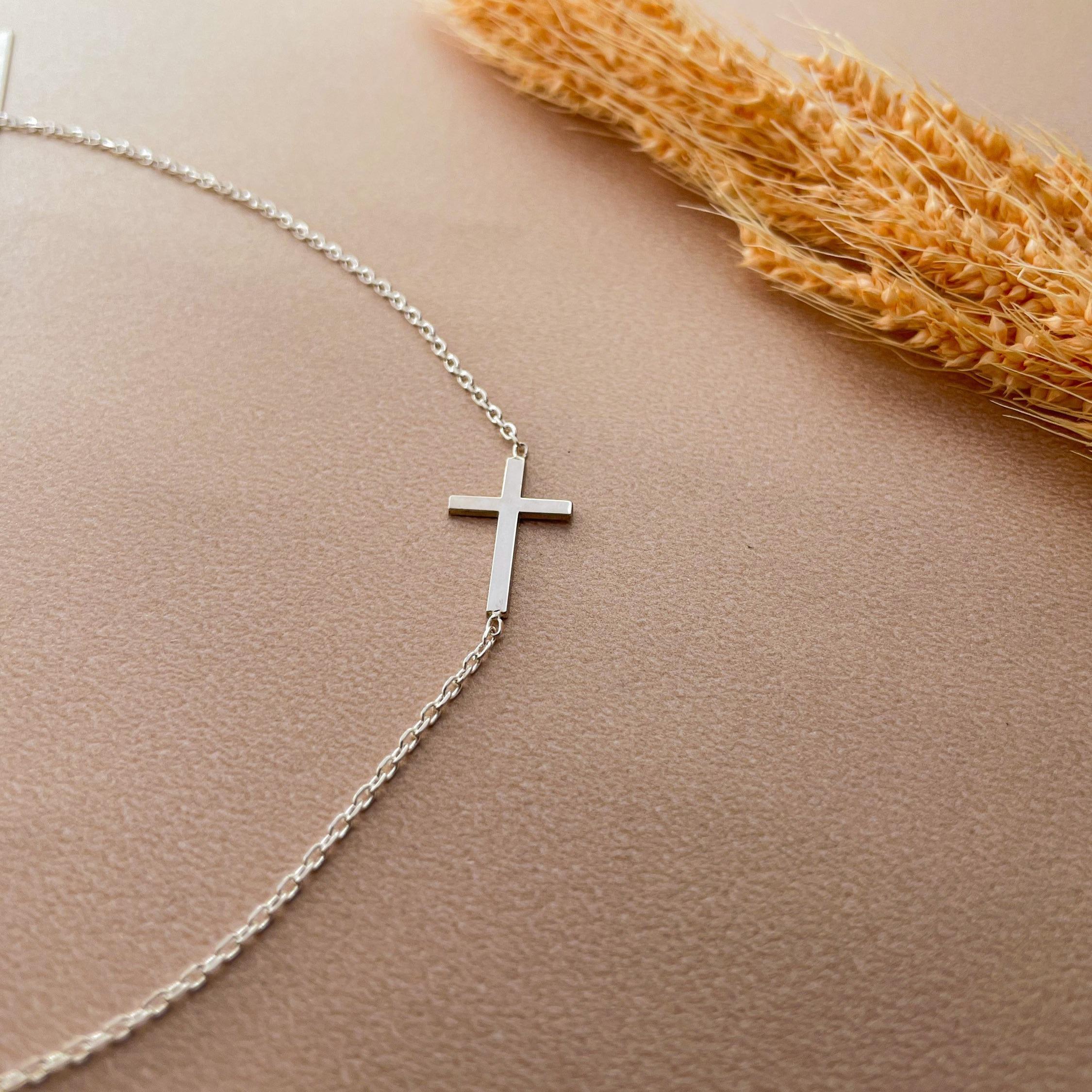 SIYAMI Sideways Cross Necklace