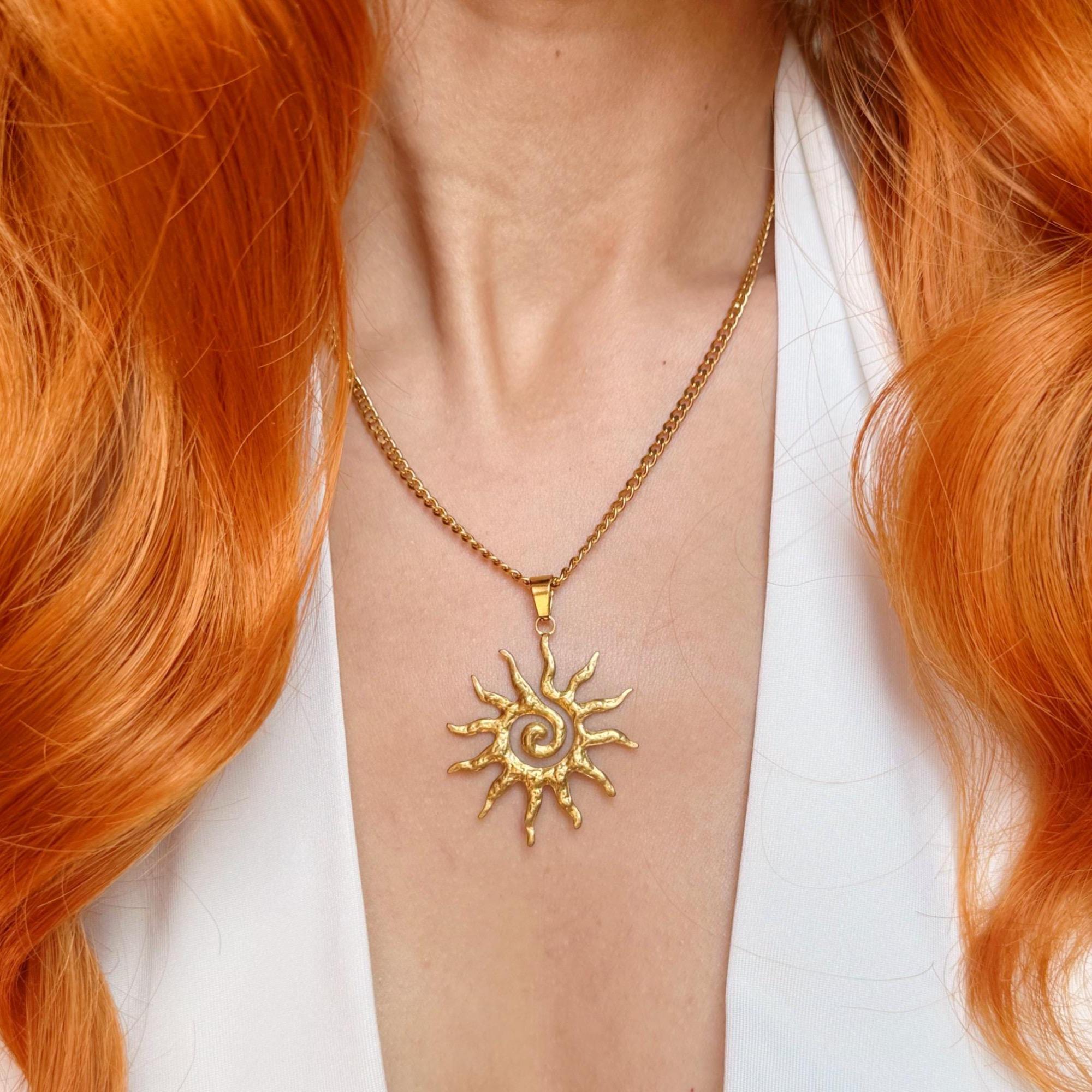 SUN NECKLACE – CUSTOMIZABLE CELESTIAL JEWELRY，Waterproof, Hypoallergenic