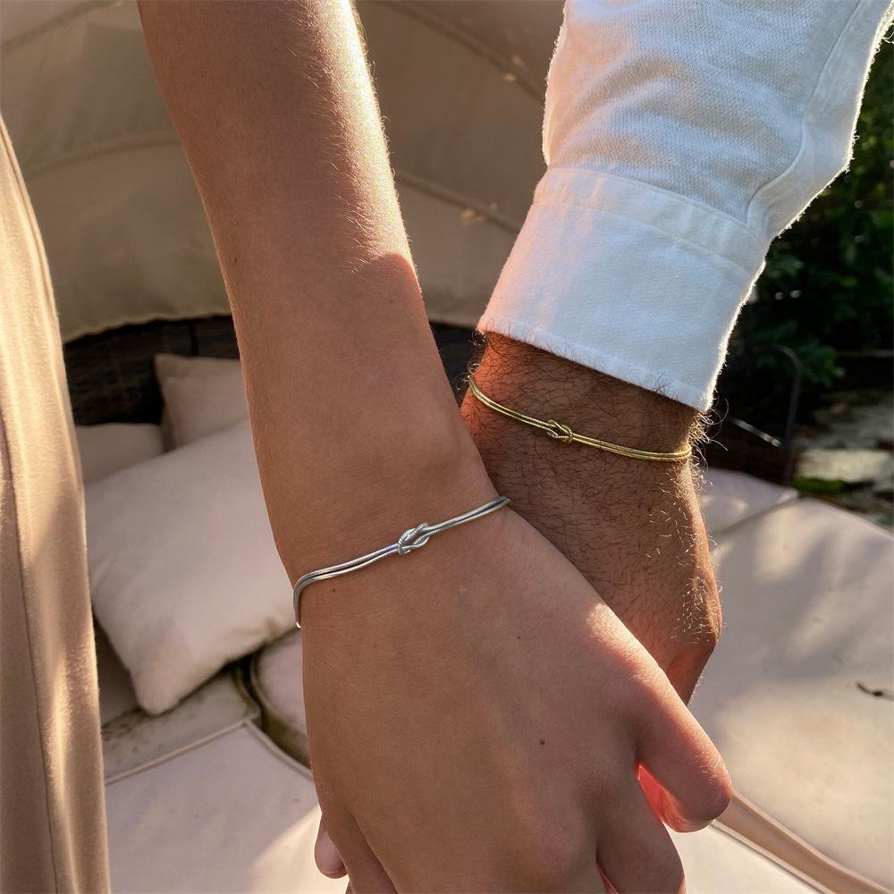 Dainty Love Knot Couples Bracelet – A Timeless Expression of Affection