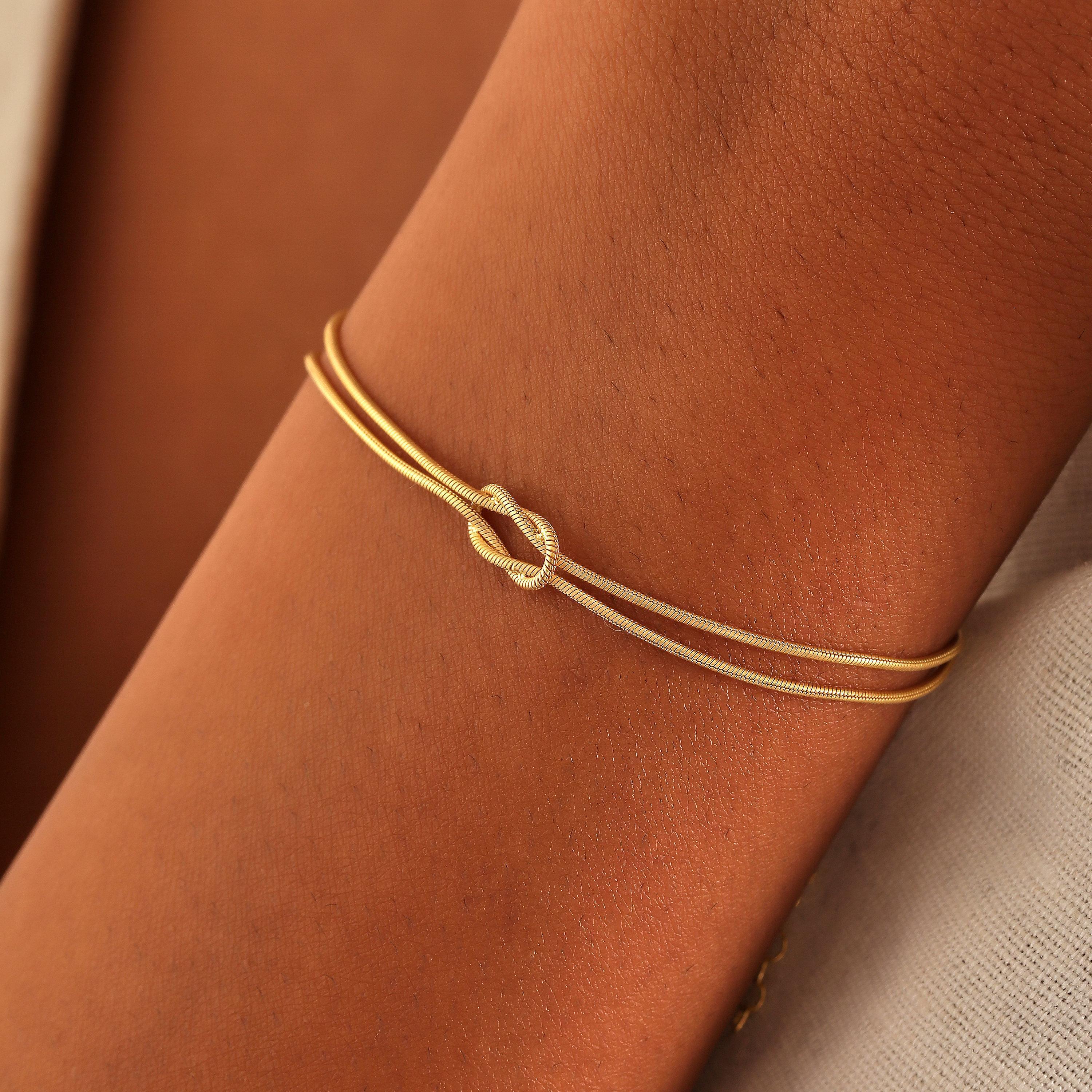 Dainty Love Knot Couples Bracelet – A Timeless Expression of Affection