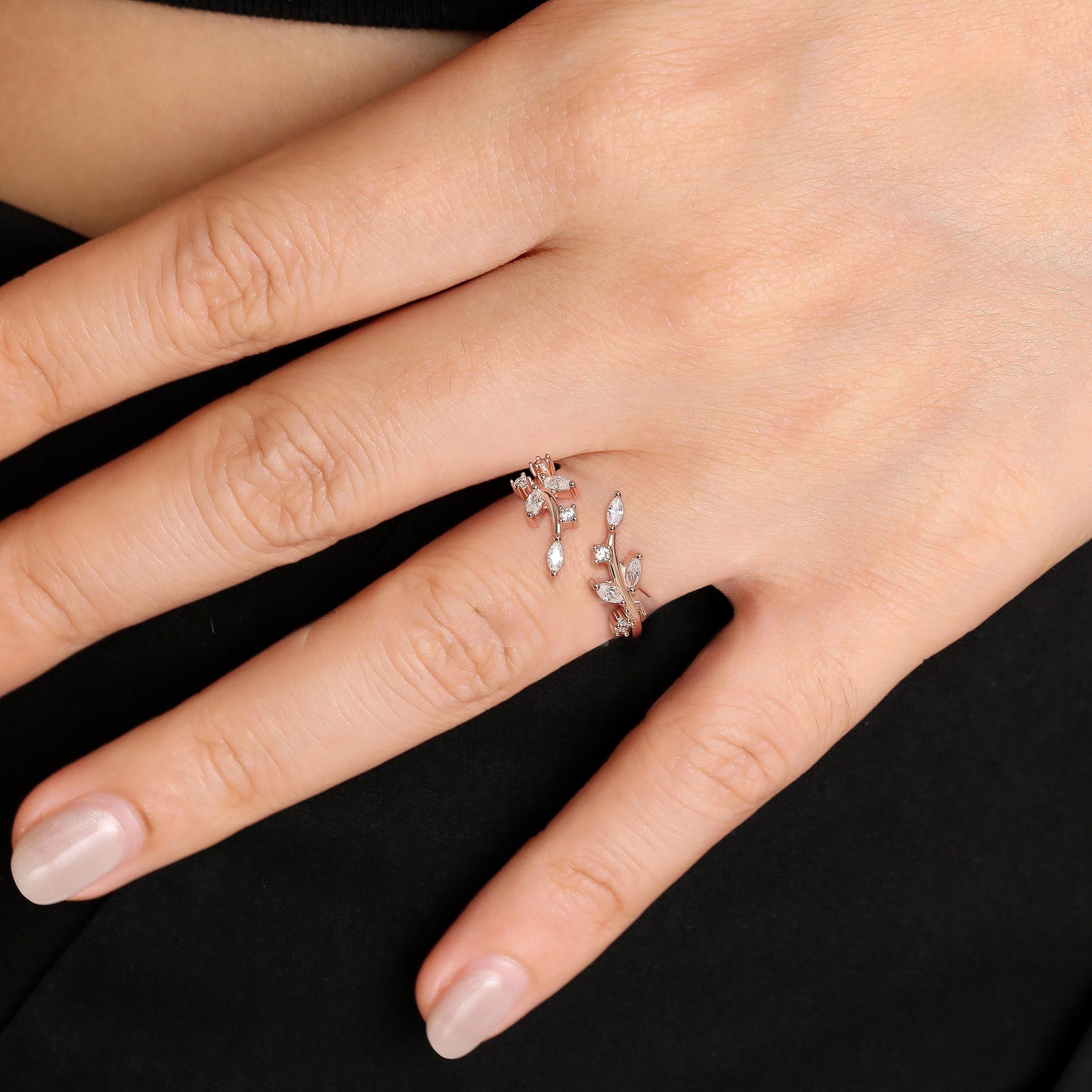 Adjustable Leaf Ring – Minimalist, Dainty & Elegant Stackable Ring for Her