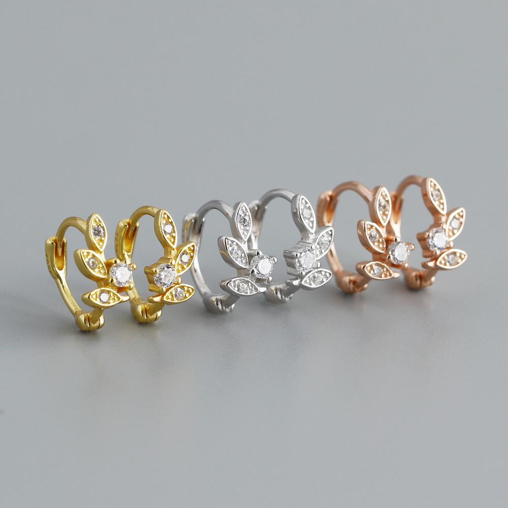 Delicate Leaf Hoop Piercing earrings