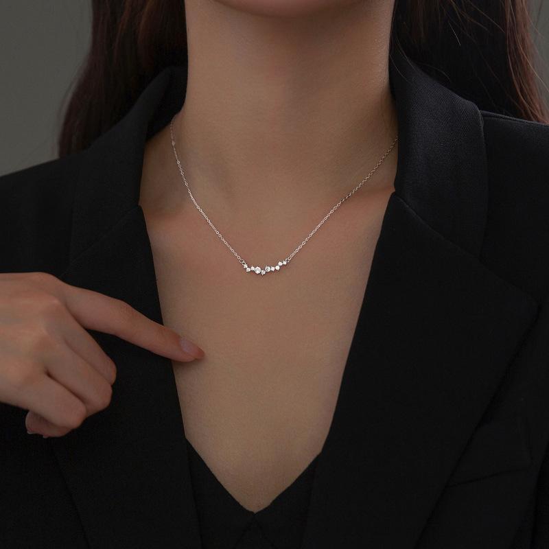 ROUND SHAPED DIAMOND ROW NECKLACE – TIMELESS MINIMALIST JEWELRY FOR BR