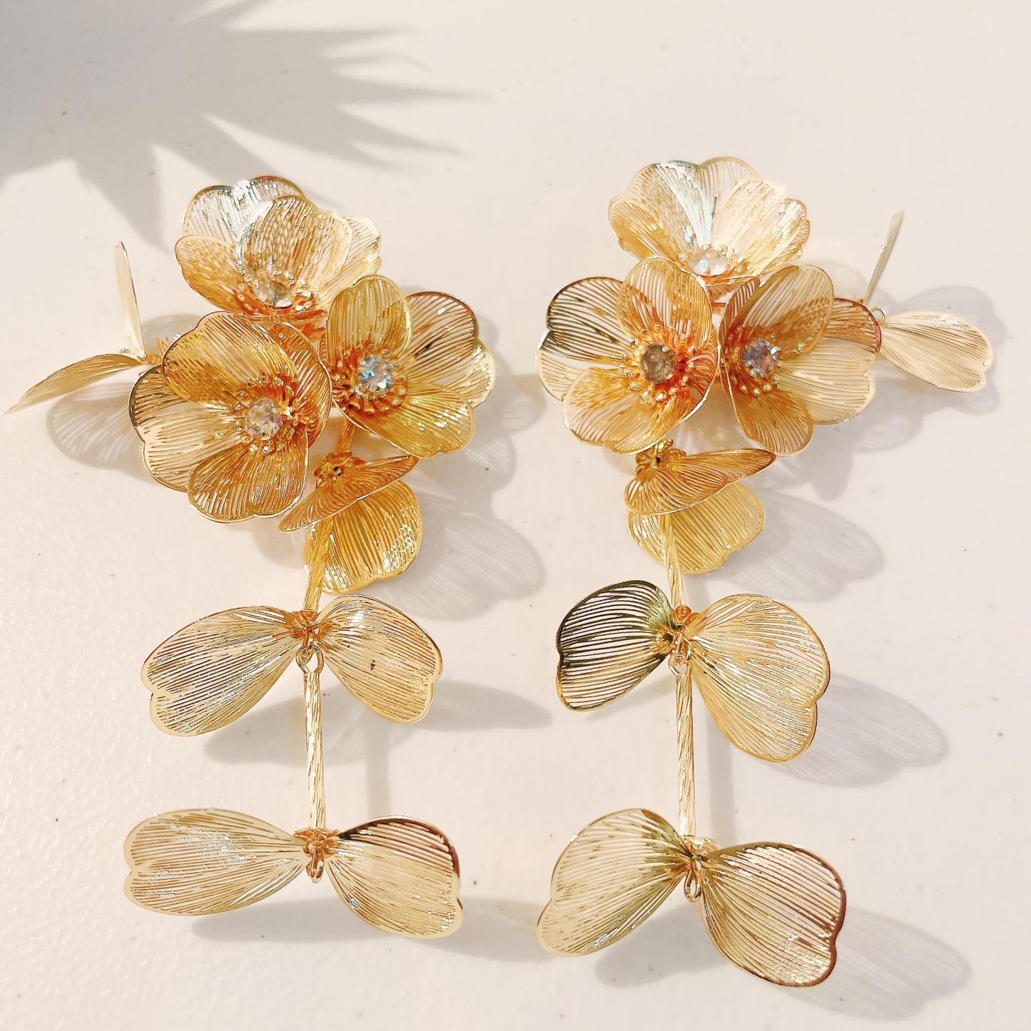Gold Cascading Floral Earrings – Royal-Inspired Bloom Statement for Weddings & Elegant Occasions
