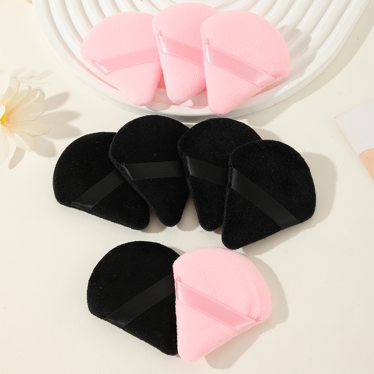 Mixed Color Triangle Fan Puff 5pcs Black 4pcs Pink