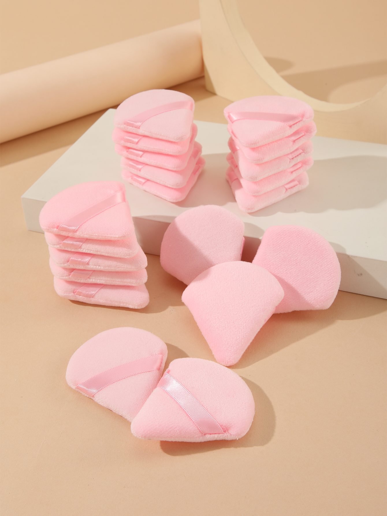Pink Triangle Scalloped Puff Makeup Puff 20pcs