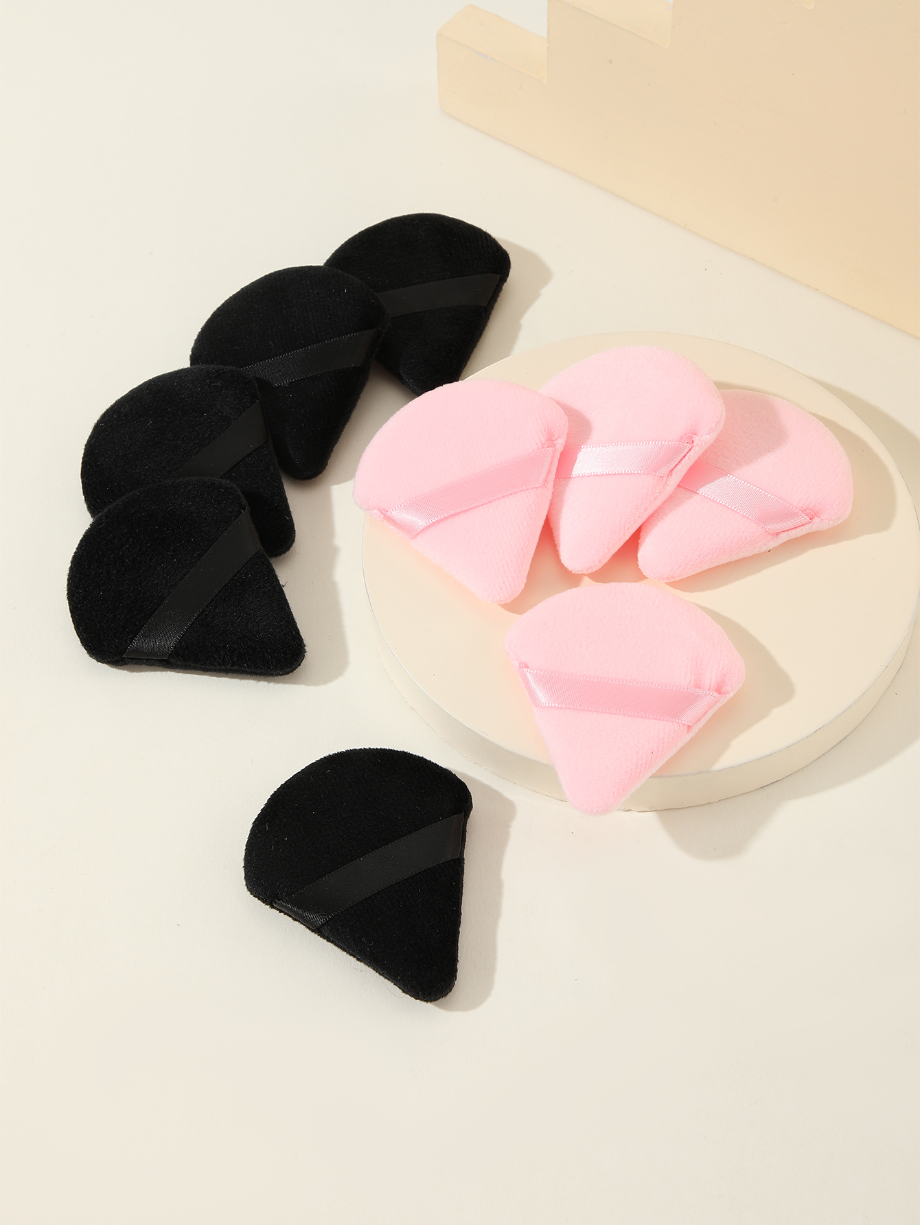 Mixed Color Triangle Fan Puff 5pcs Black 4pcs Pink
