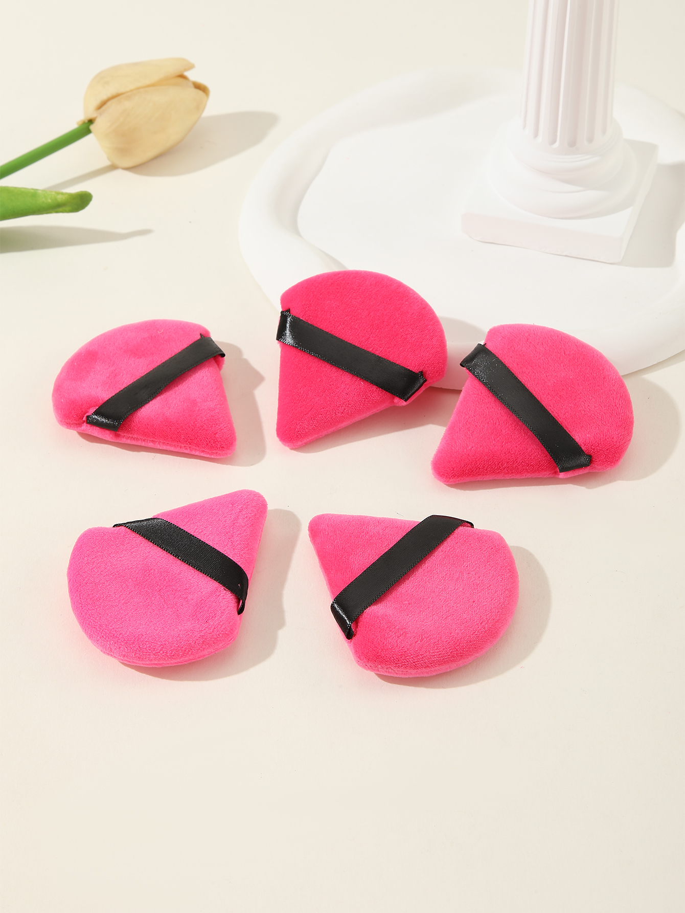 Red Triangle Fan Puff 5pcs