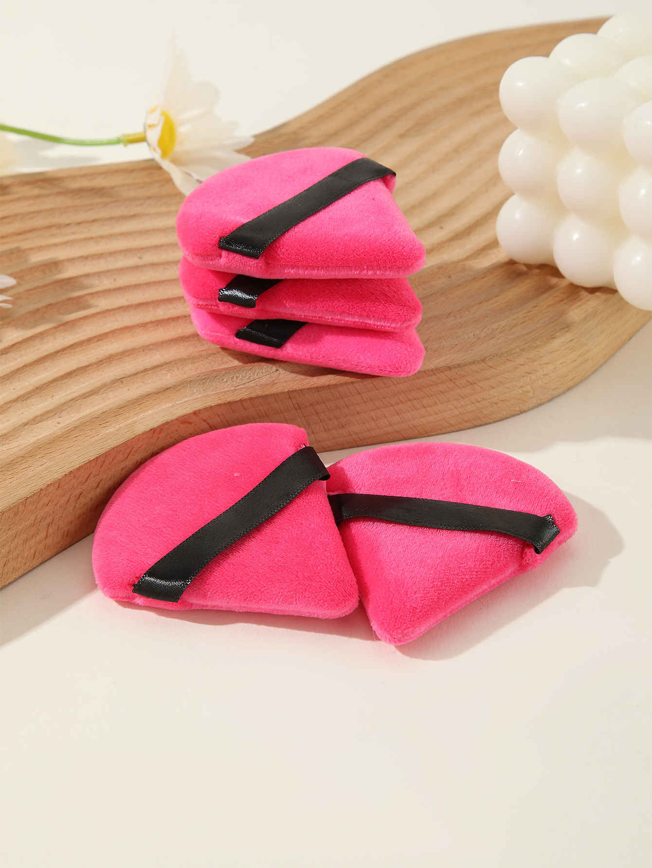Red Triangle Fan Puff 5pcs