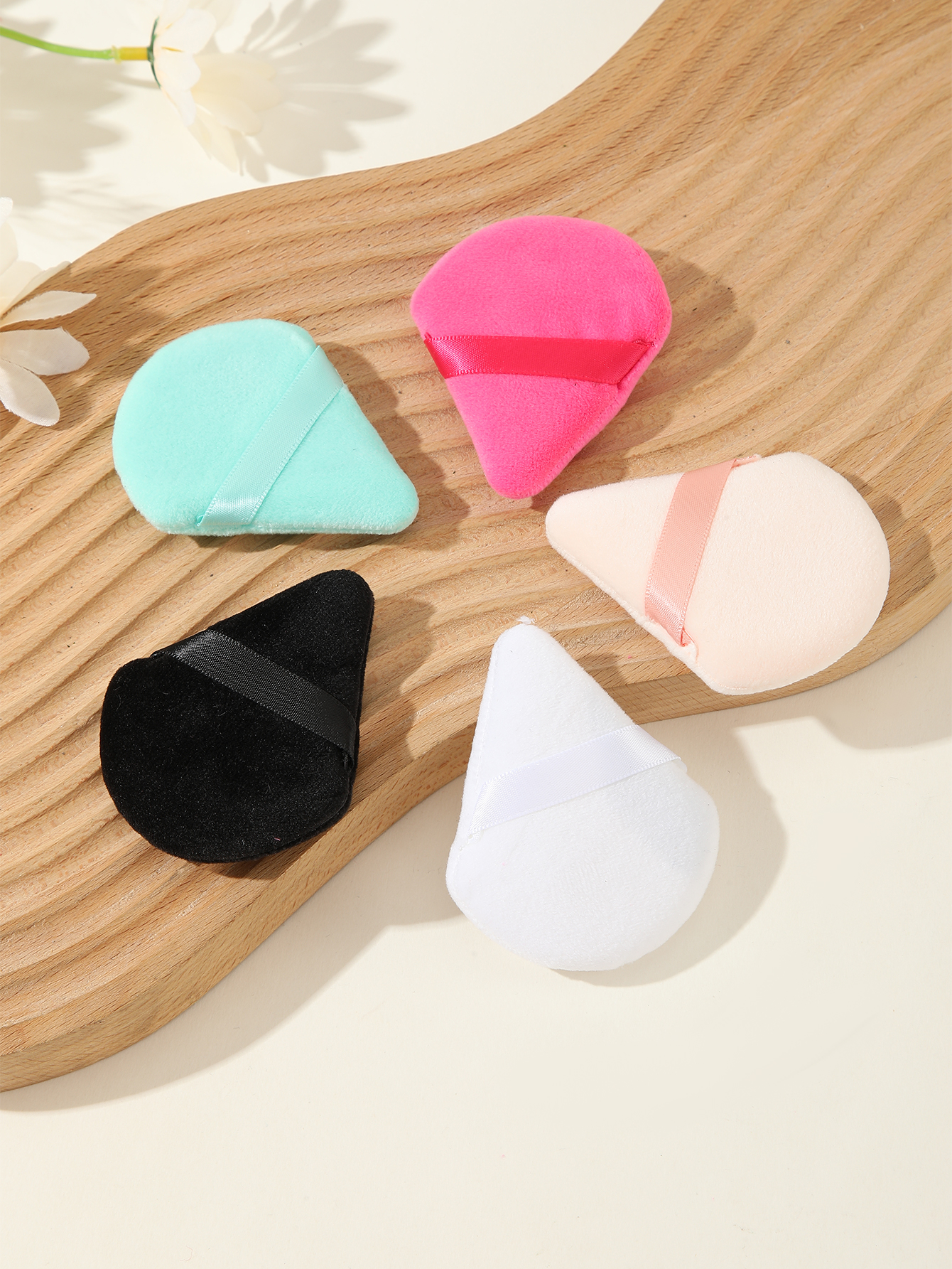 5 Colors Mixed Triangle Scalloped Puff Makeup Powder Puff