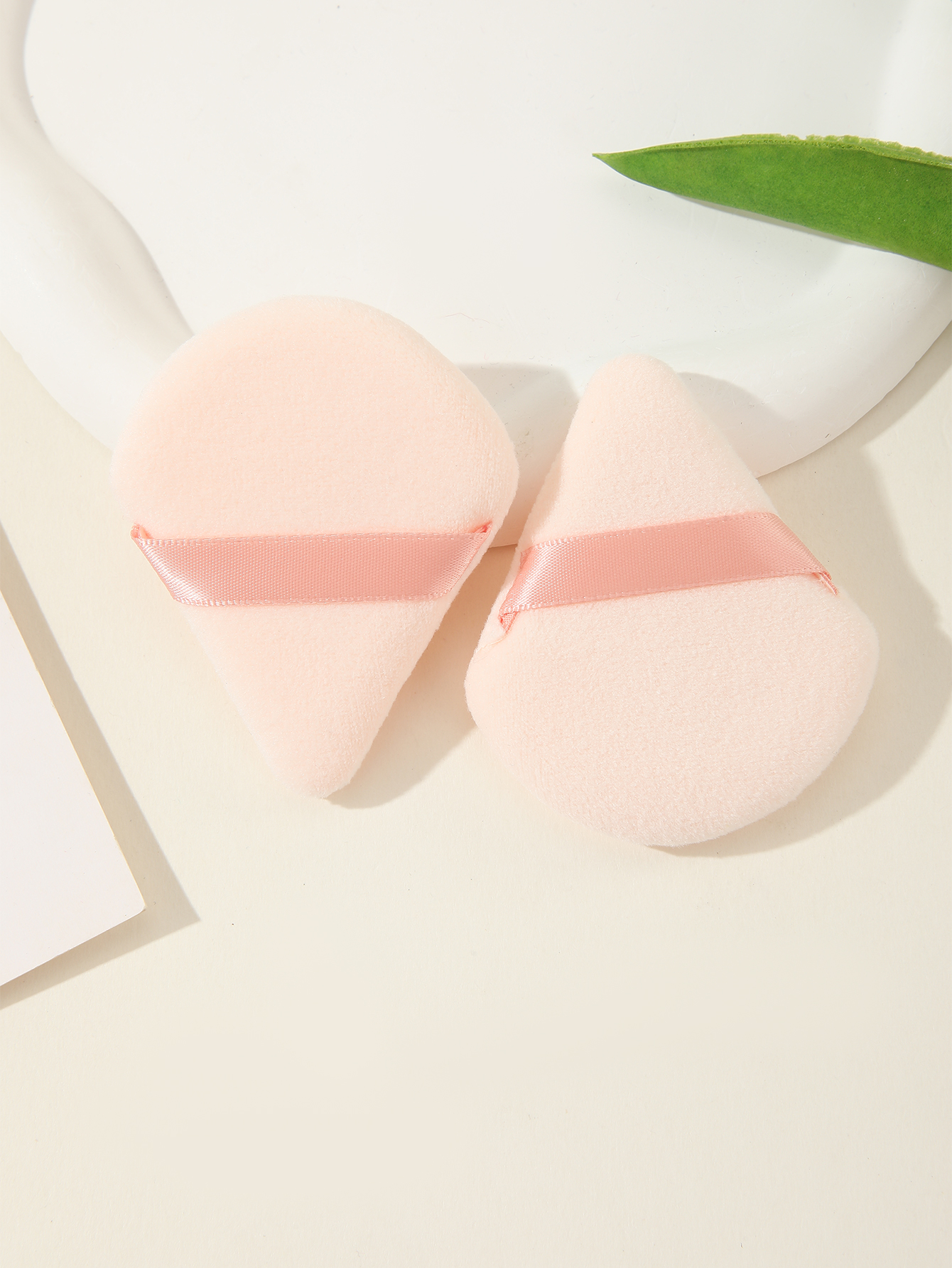 Apricot Triangle Scalloped Powder Puff Makeup Powder Puff 2pcs