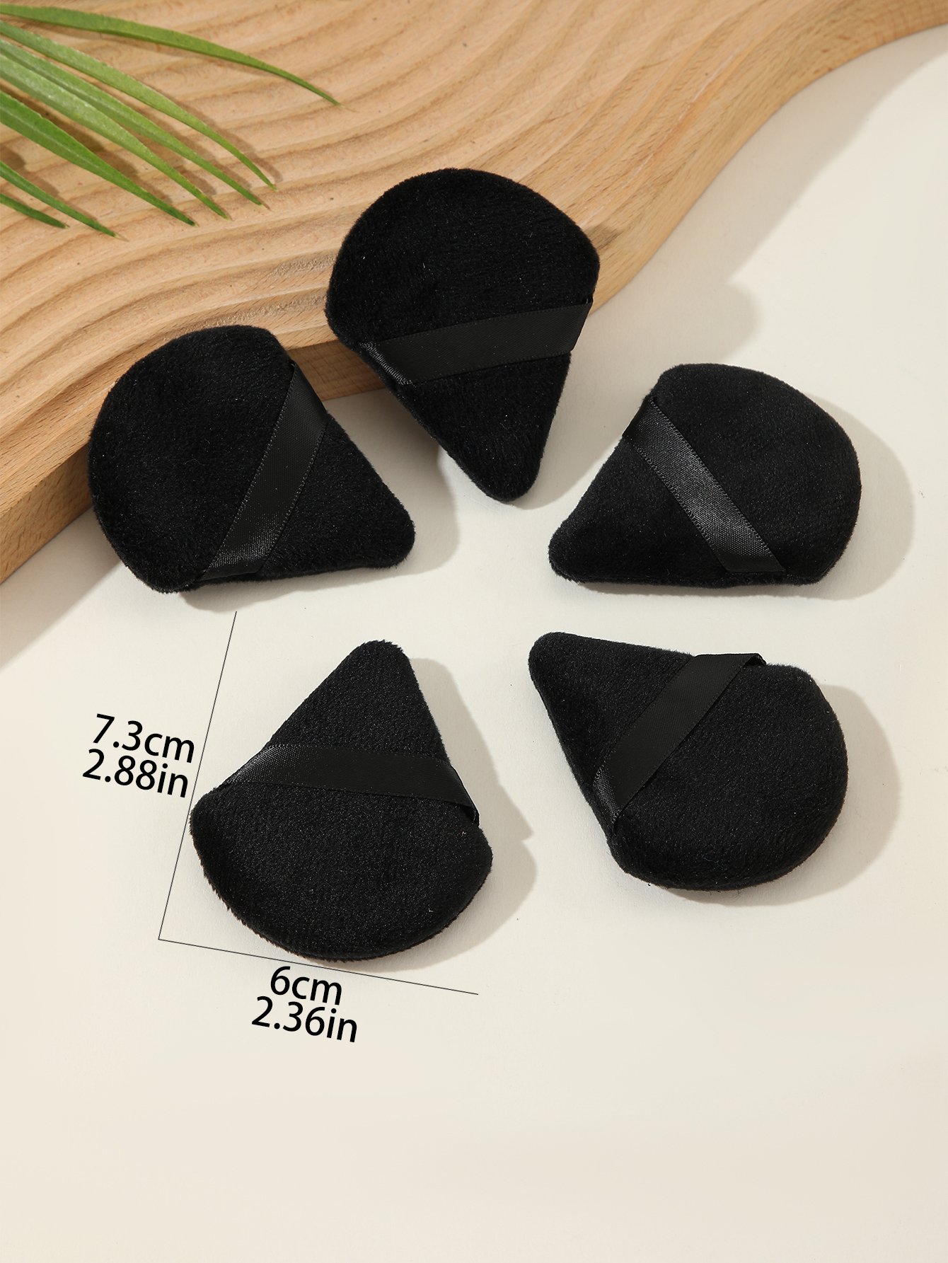 Black Triangle Fan Puff 5pcs