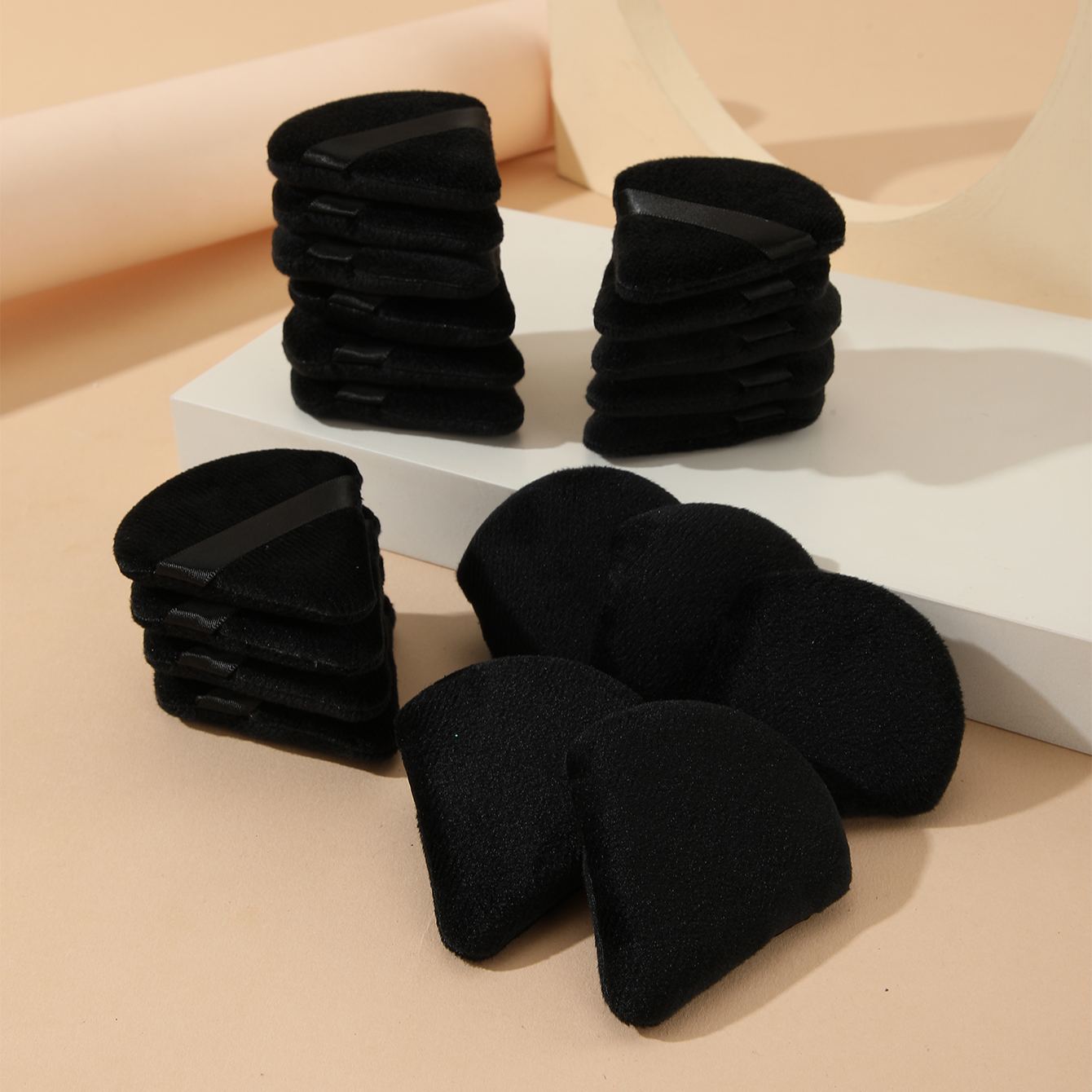 Black Triangle Scalloped Powder Puff Makeup Puff 20pcs