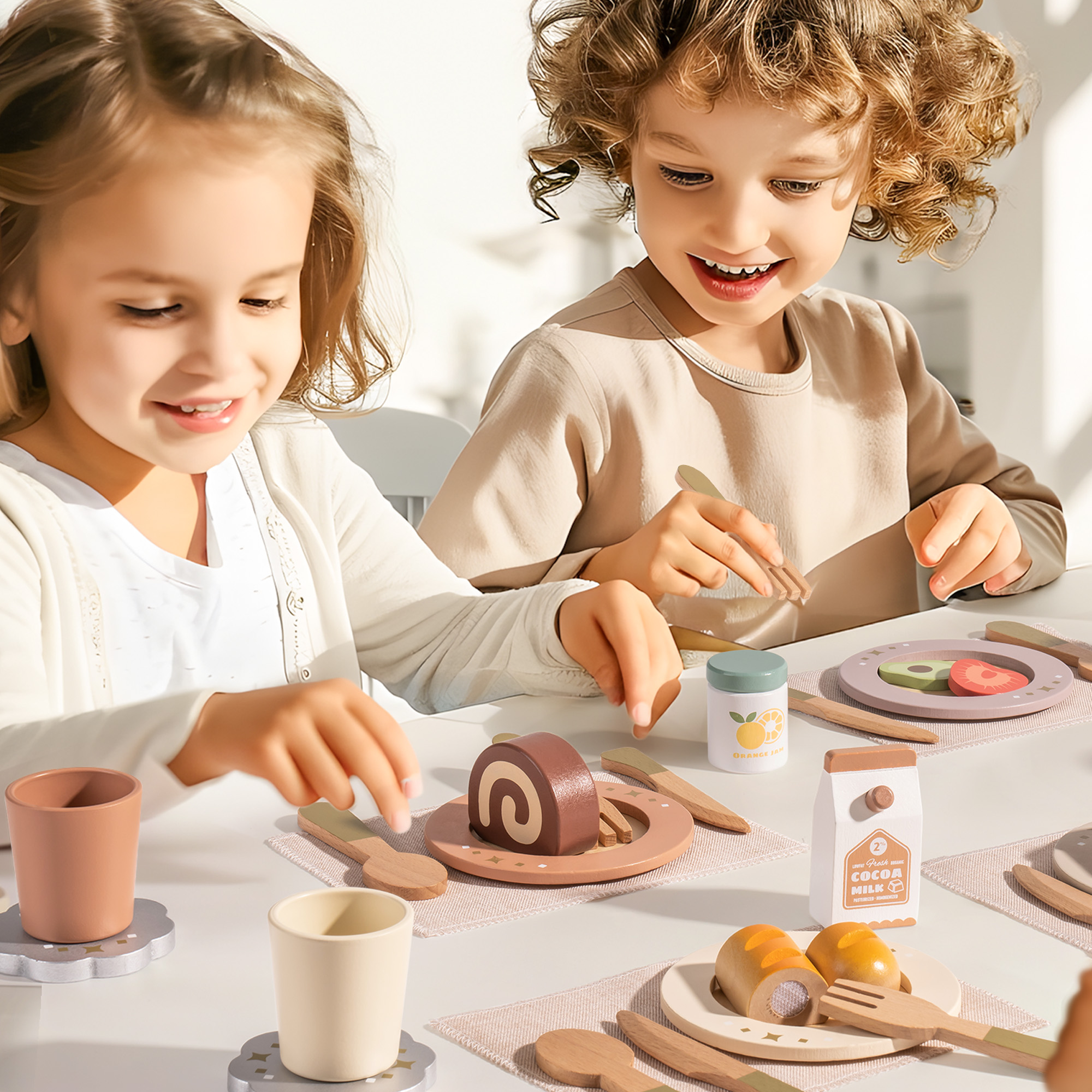 ROBUD 4-Set Wooden Play Dishes Set