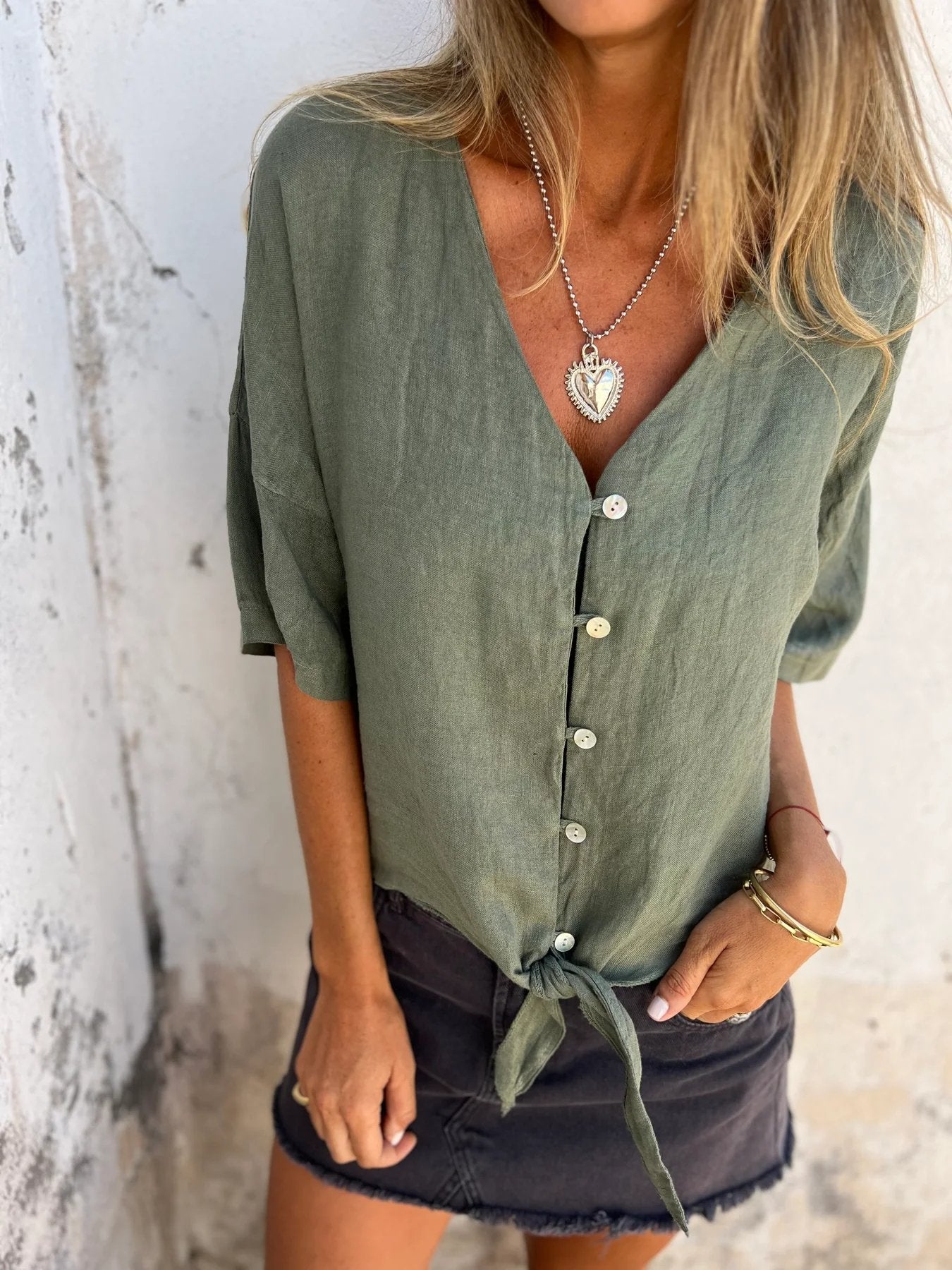 Cotton and Linen V-neck Casual Top