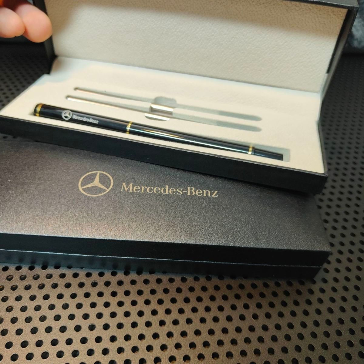 Αυθεντικό στυλό υπογραφής Mercedes-Benz 2024