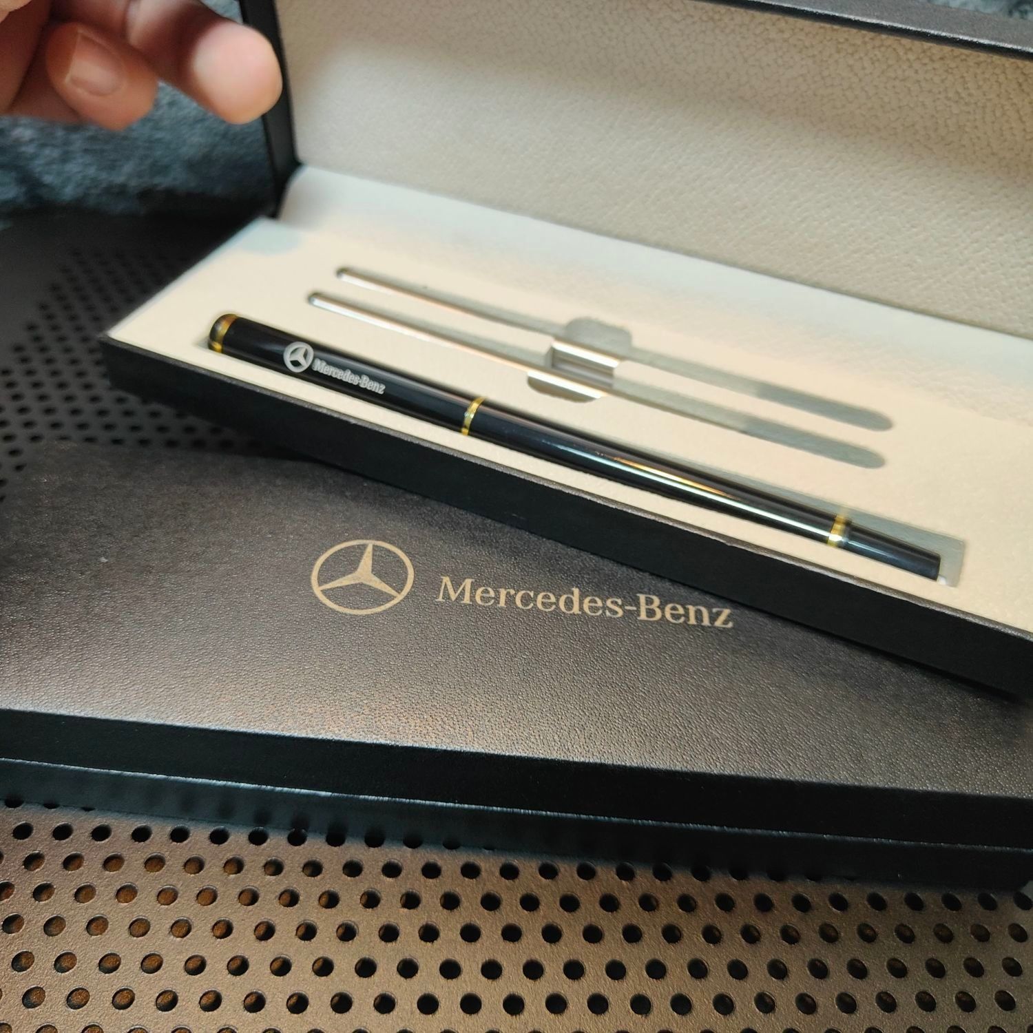 Αυθεντικό στυλό υπογραφής Mercedes-Benz 2024