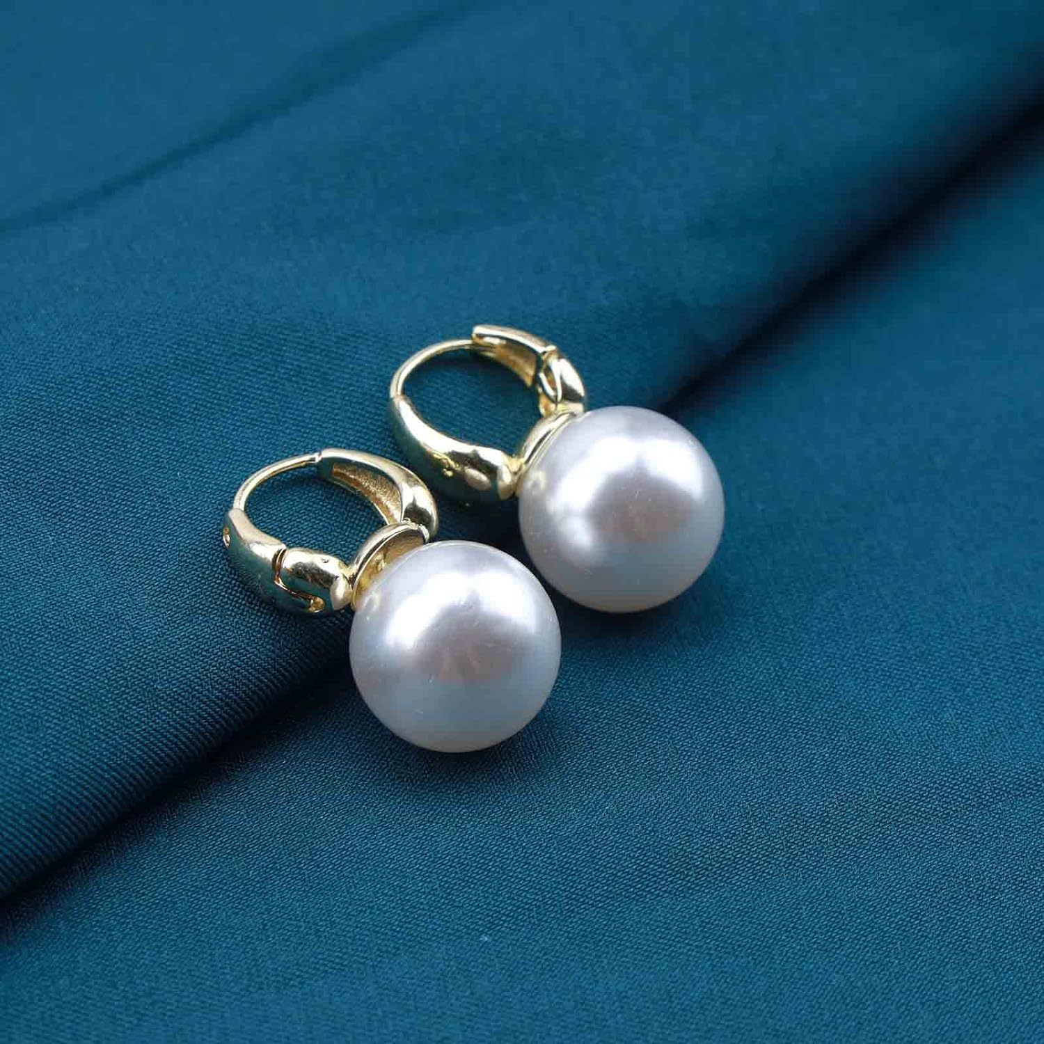 Innoven Bohemian Pearl Circular Earrings