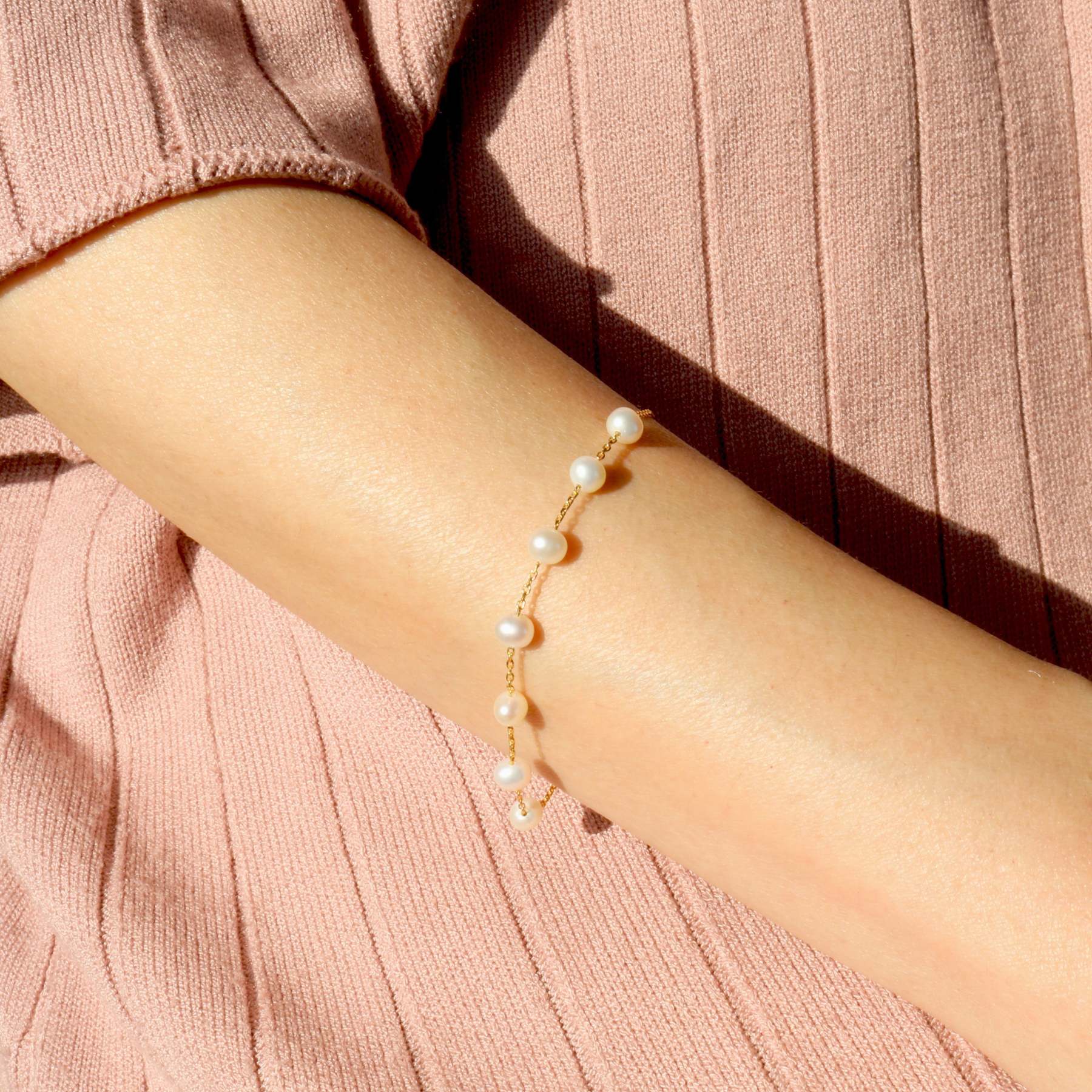 Seven pearls bracelet