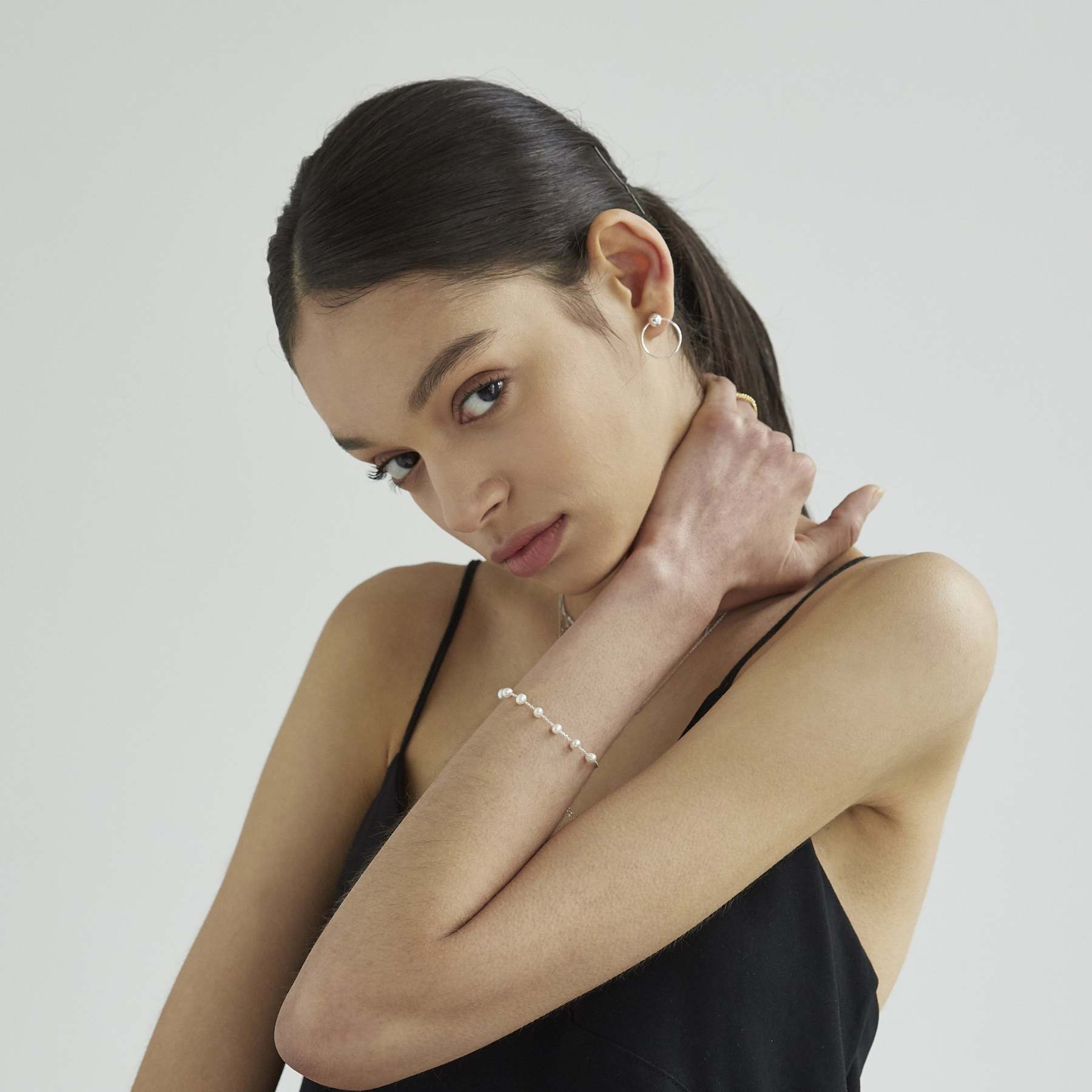 Seven pearls bracelet