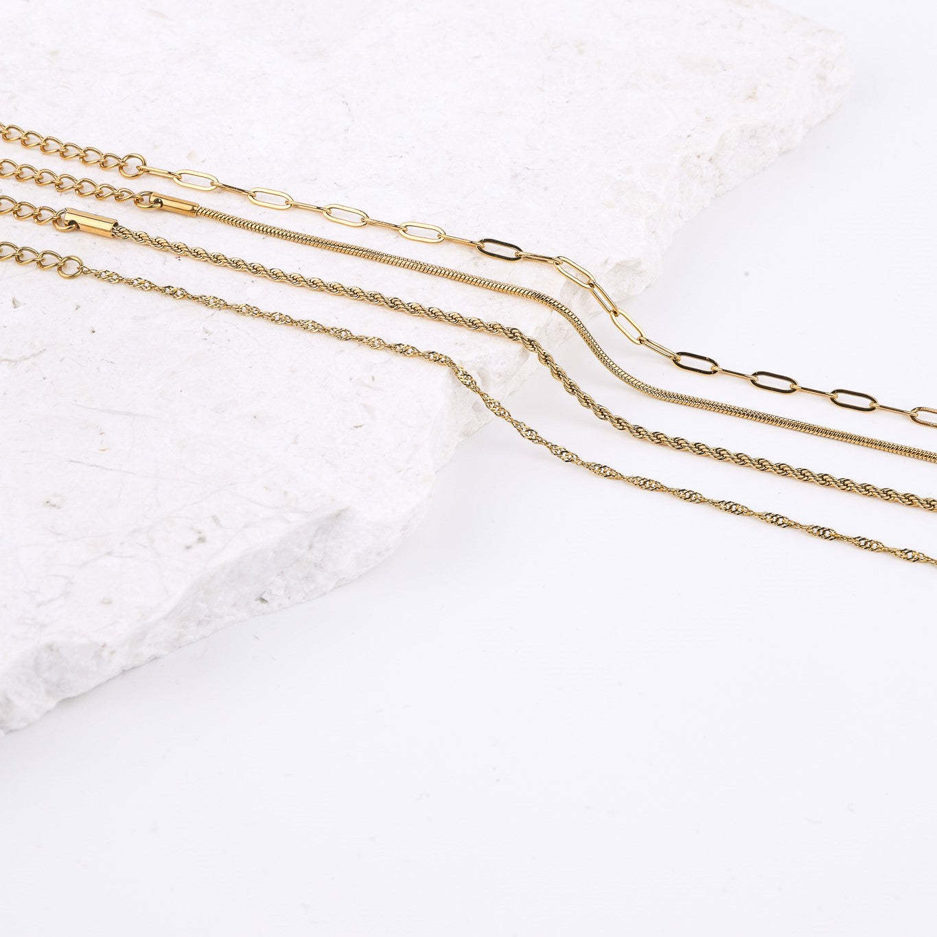 ROPE ACCENT CHAIN BRACELET